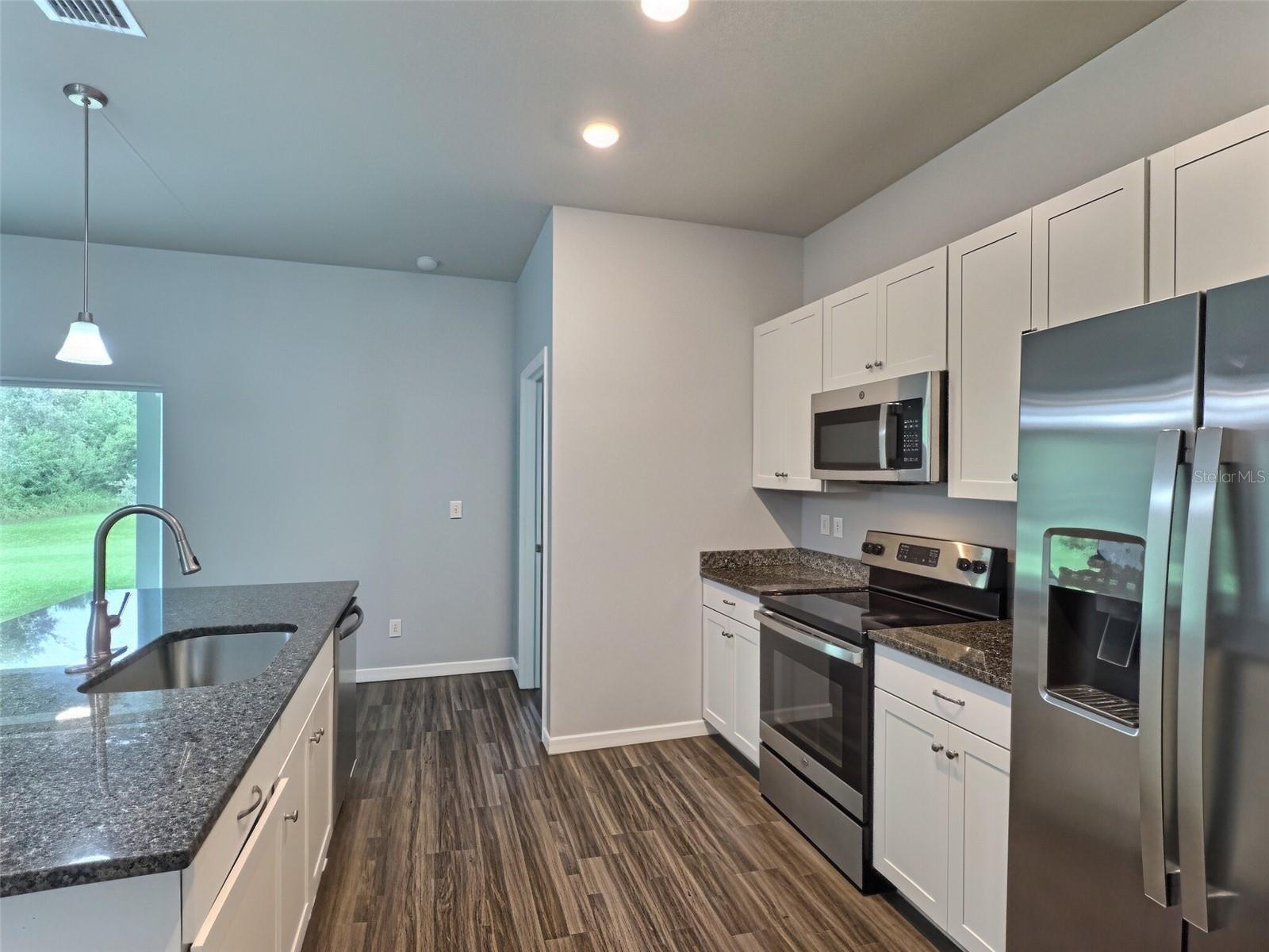 3685 TRENTON LN — photo 10