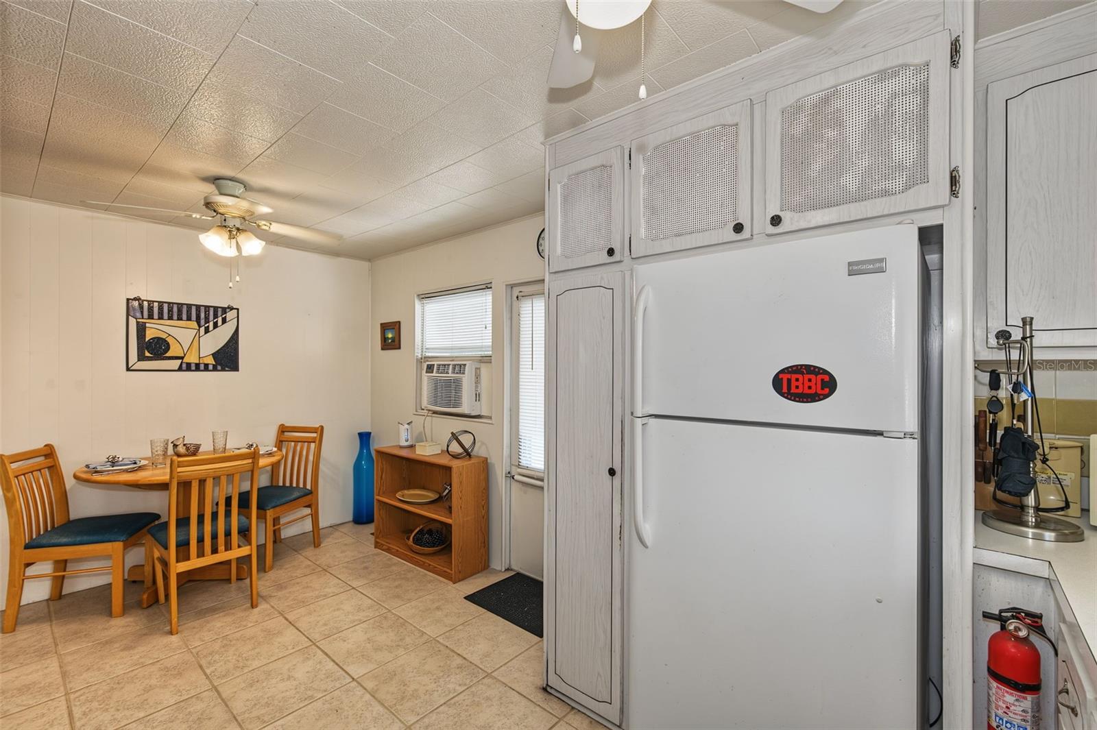 93 RACHEL DR — photo 19