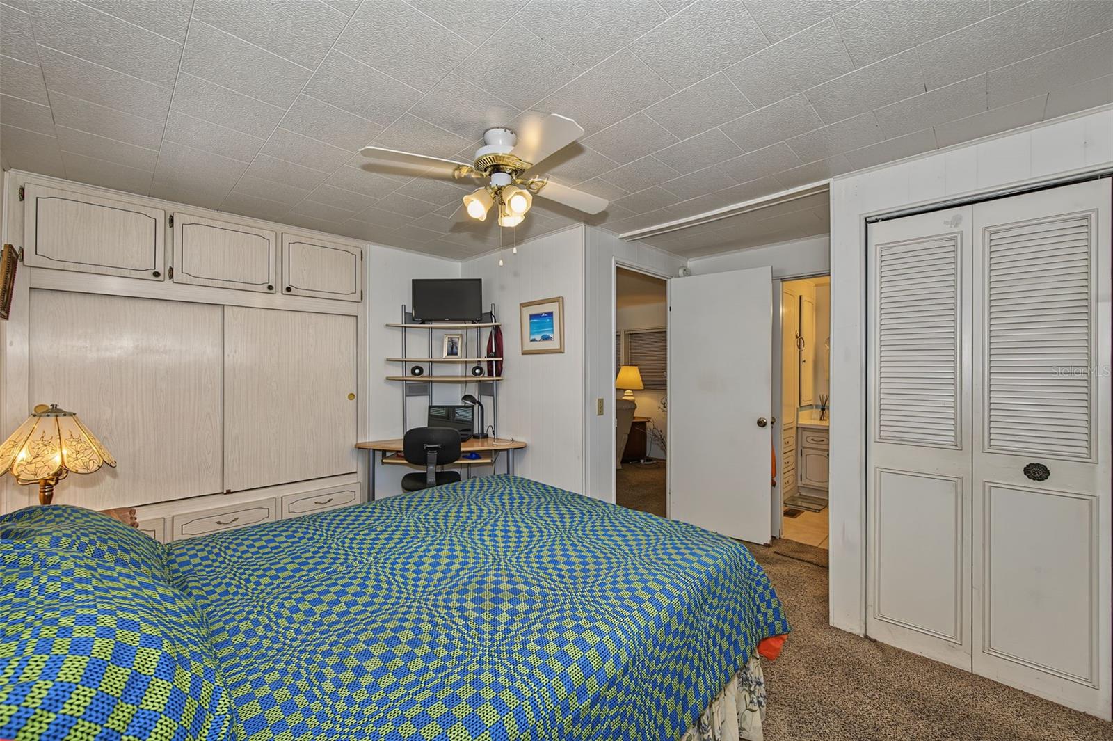 93 RACHEL DR — photo 24