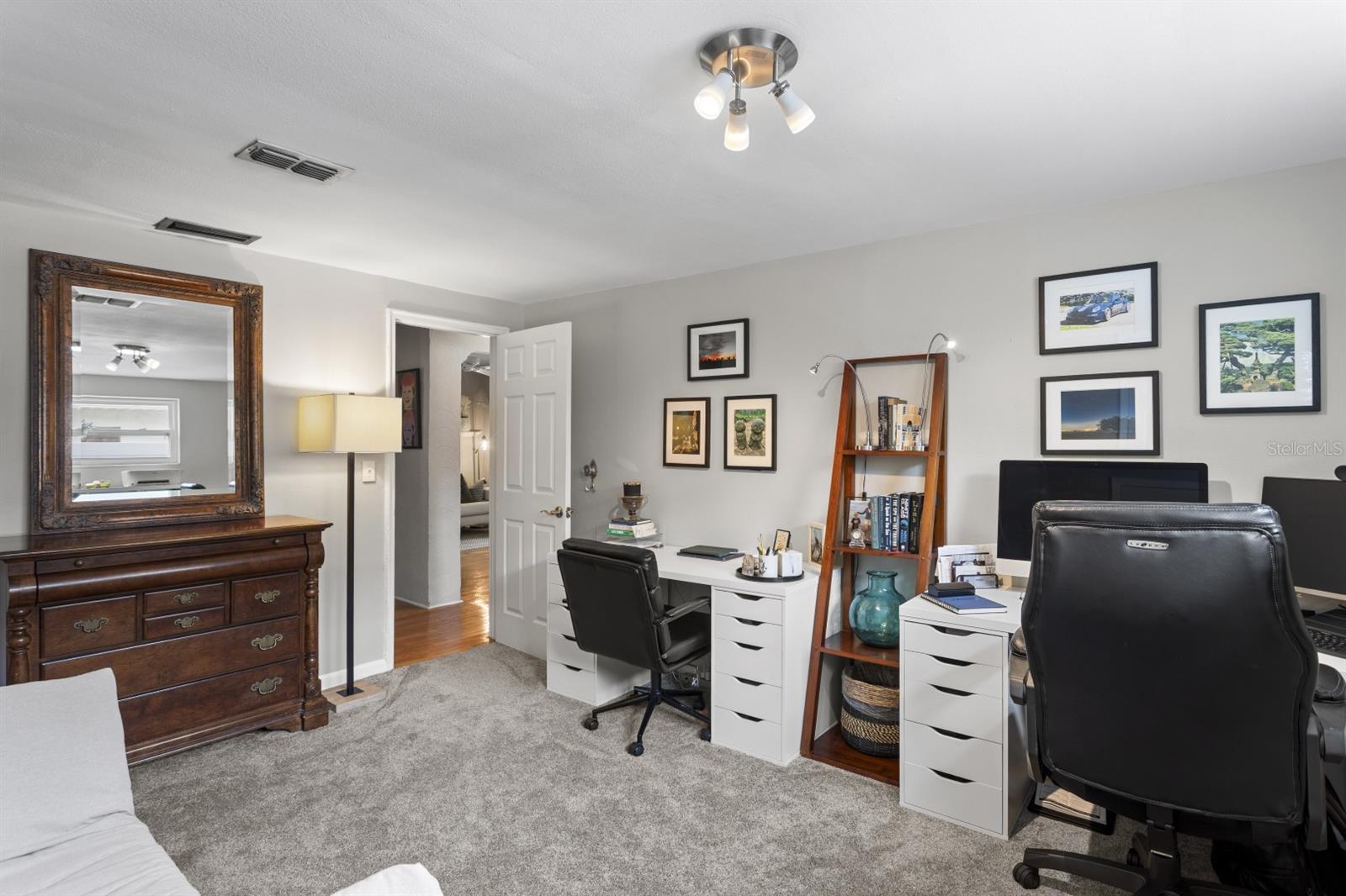 505 N BEVERLY AVE — photo 29
