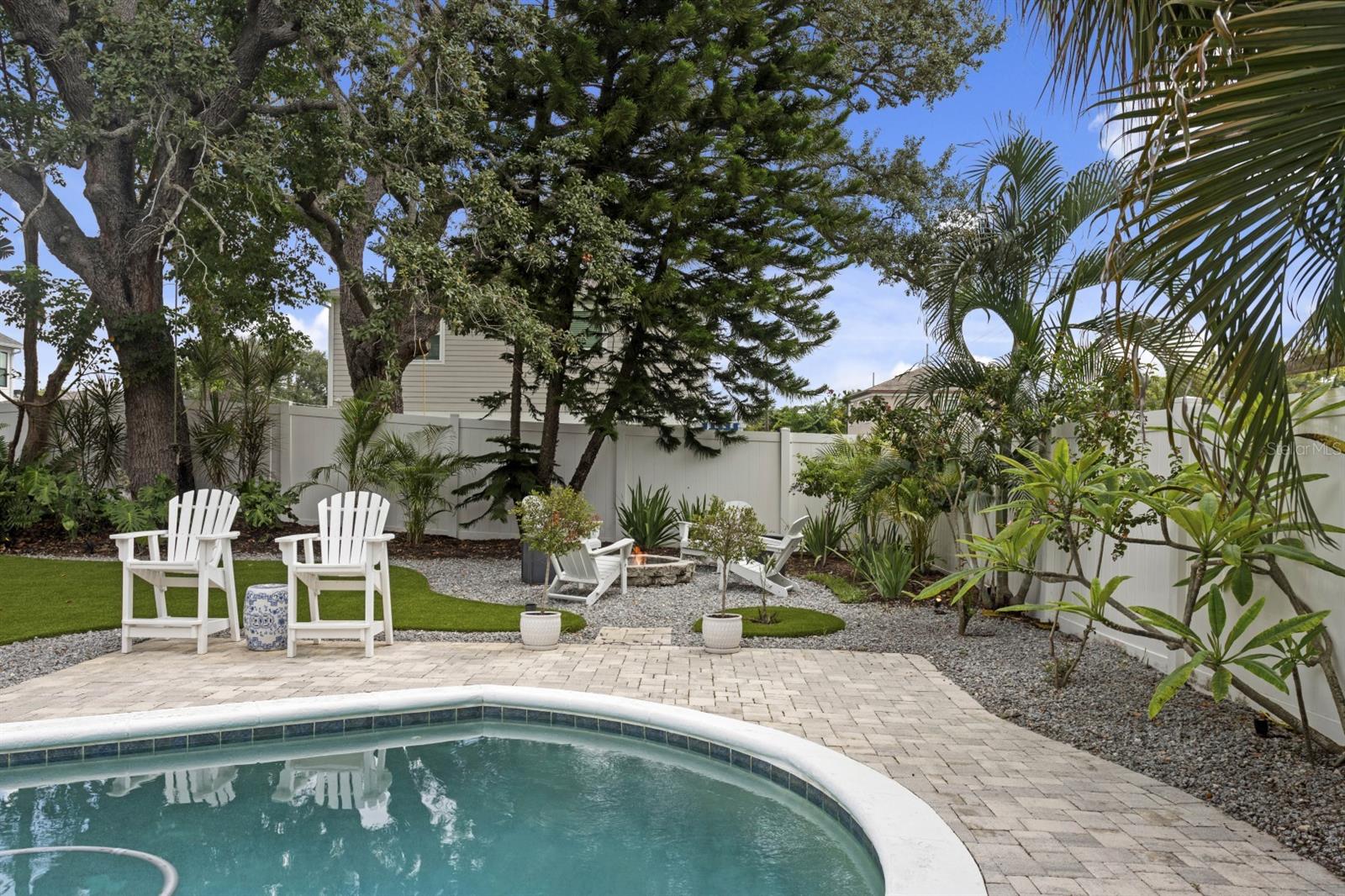 505 N BEVERLY AVE — photo 33