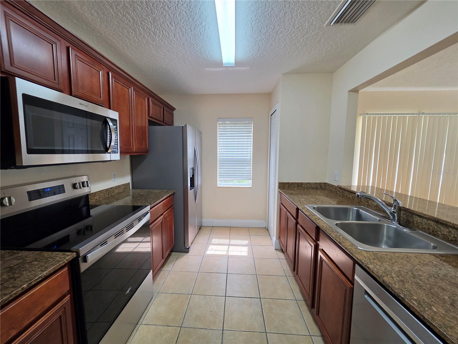 3429 DRAGON VIEW CT — photo 10