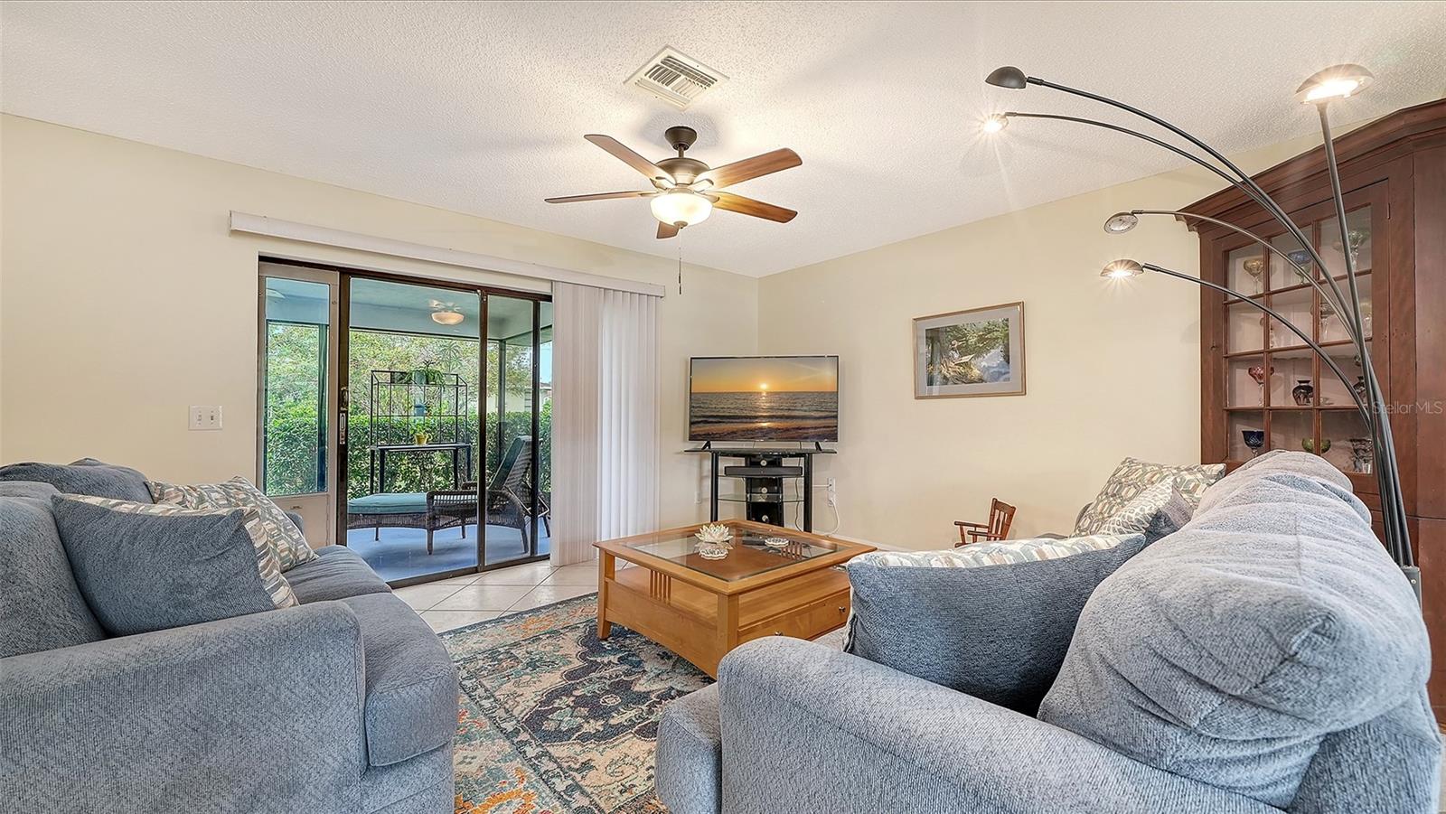 6110 APPROACH LN — photo 6