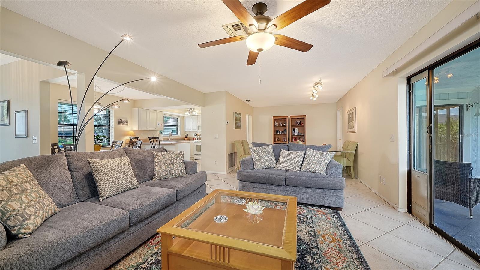 6110 APPROACH LN — photo 7
