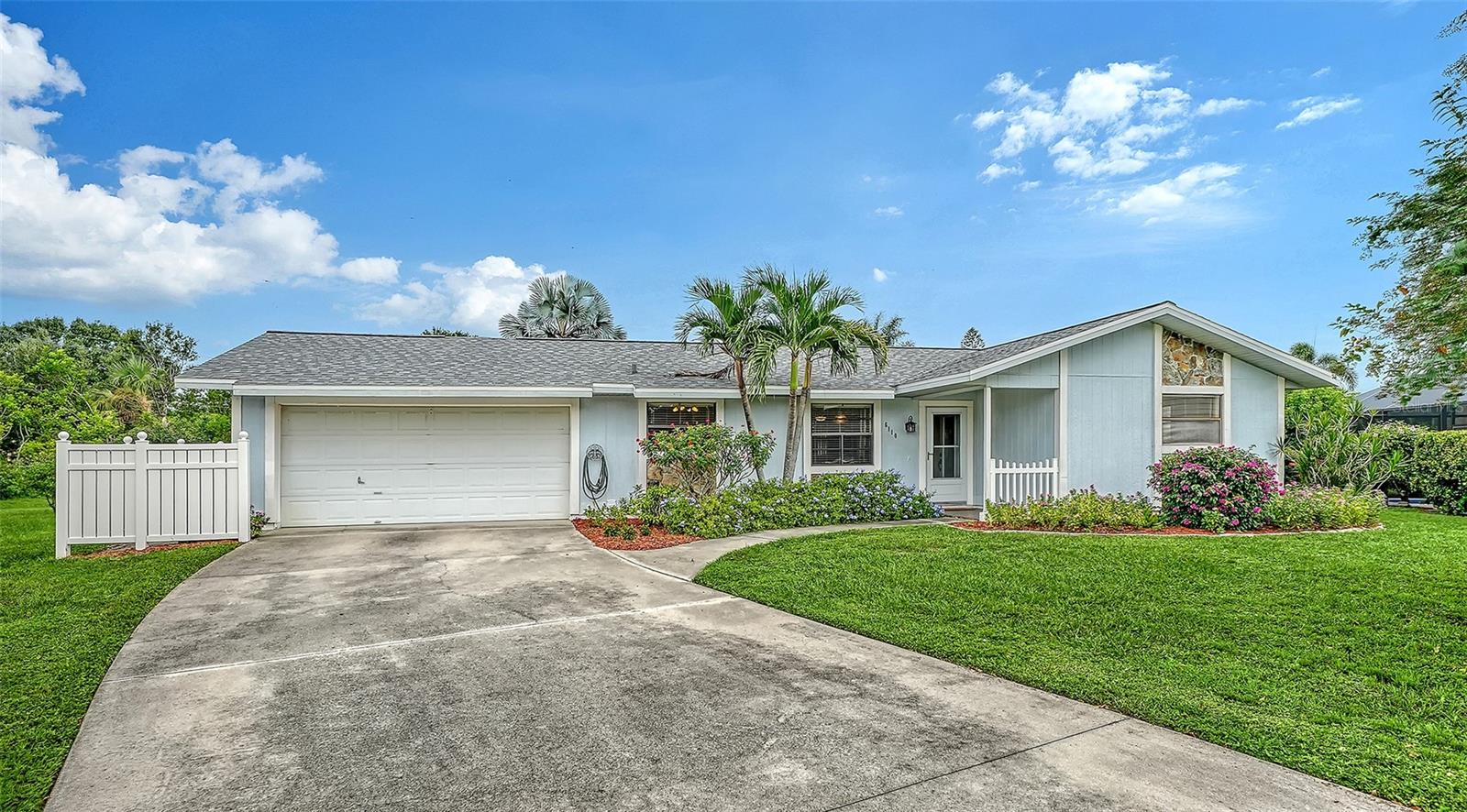 6110 APPROACH LN — photo 2