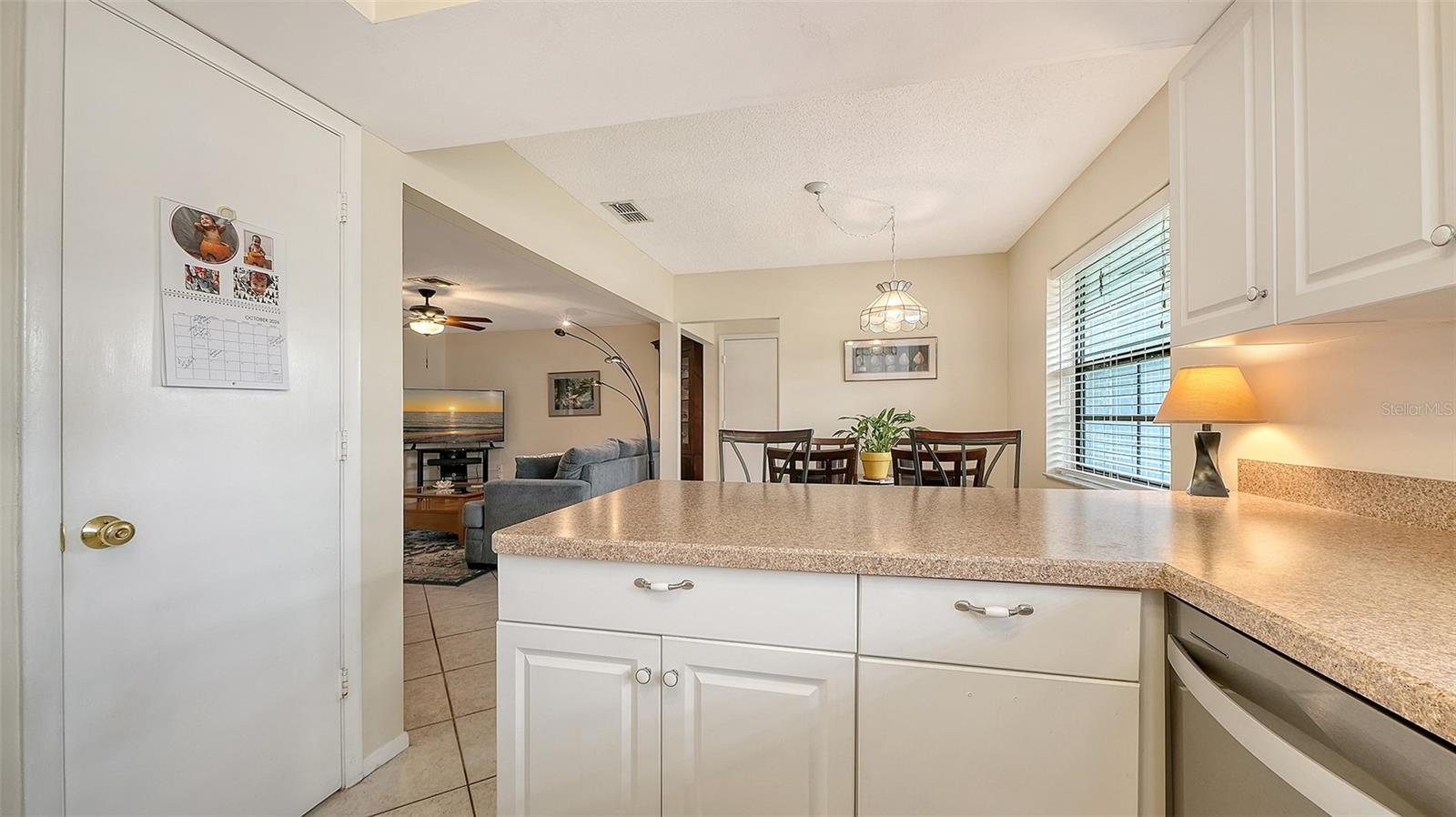 6110 APPROACH LN — photo 14