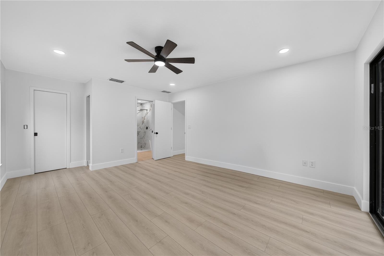 2014 COUNTRY MEADOWS LN — photo 34
