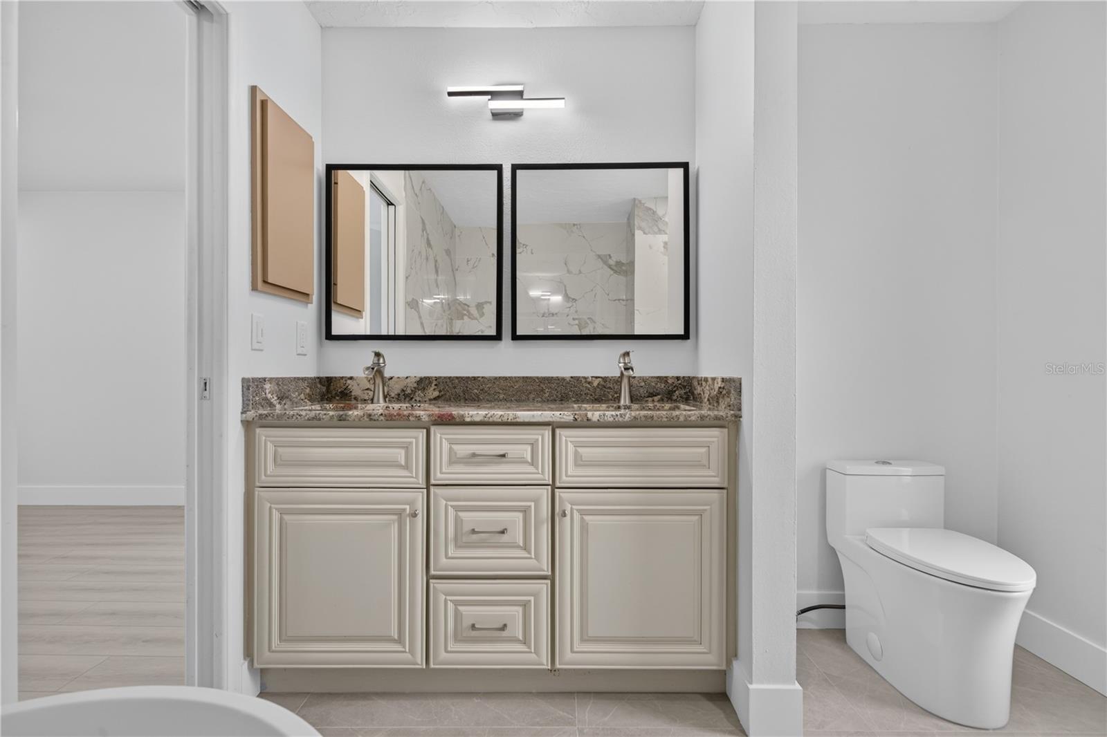 2014 COUNTRY MEADOWS LN — photo 39