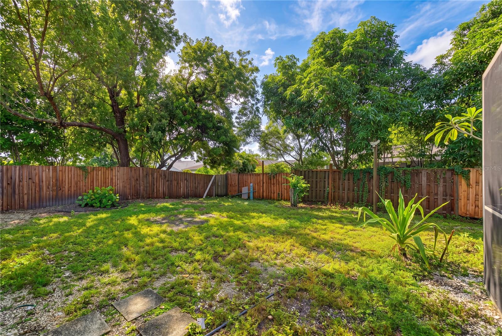 2014 COUNTRY MEADOWS LN — photo 25