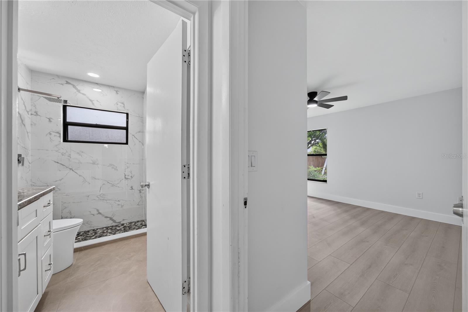 2014 COUNTRY MEADOWS LN — photo 40