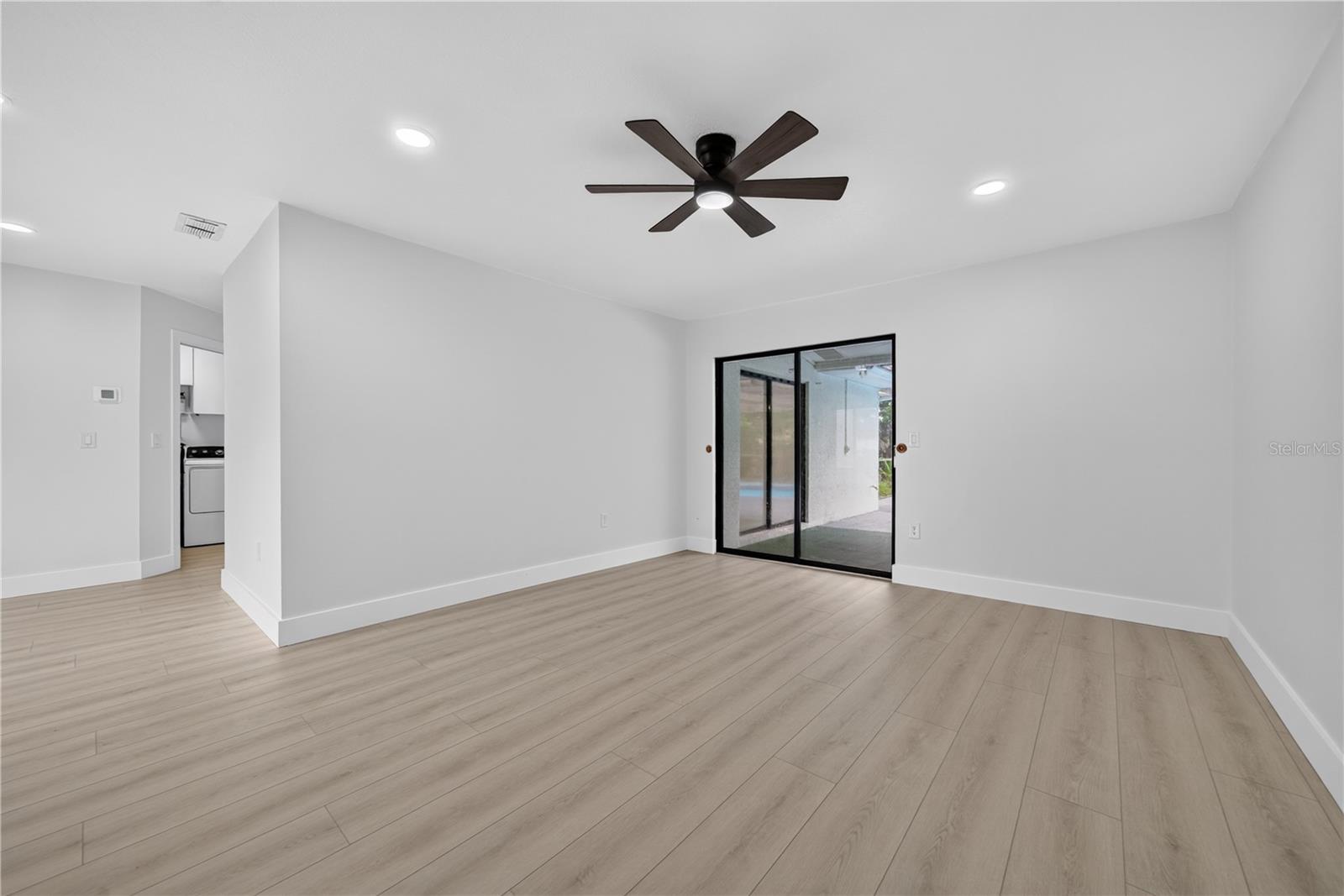 2014 COUNTRY MEADOWS LN — photo 29