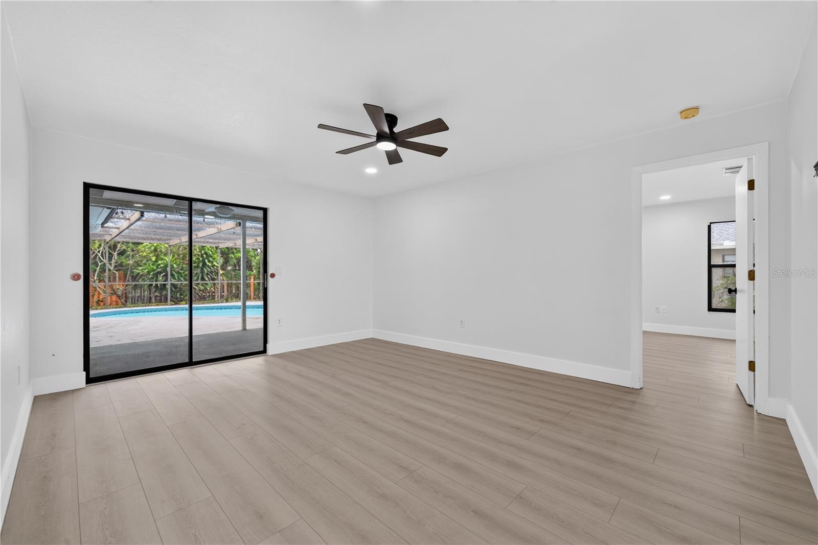 2014 COUNTRY MEADOWS LN — photo 27
