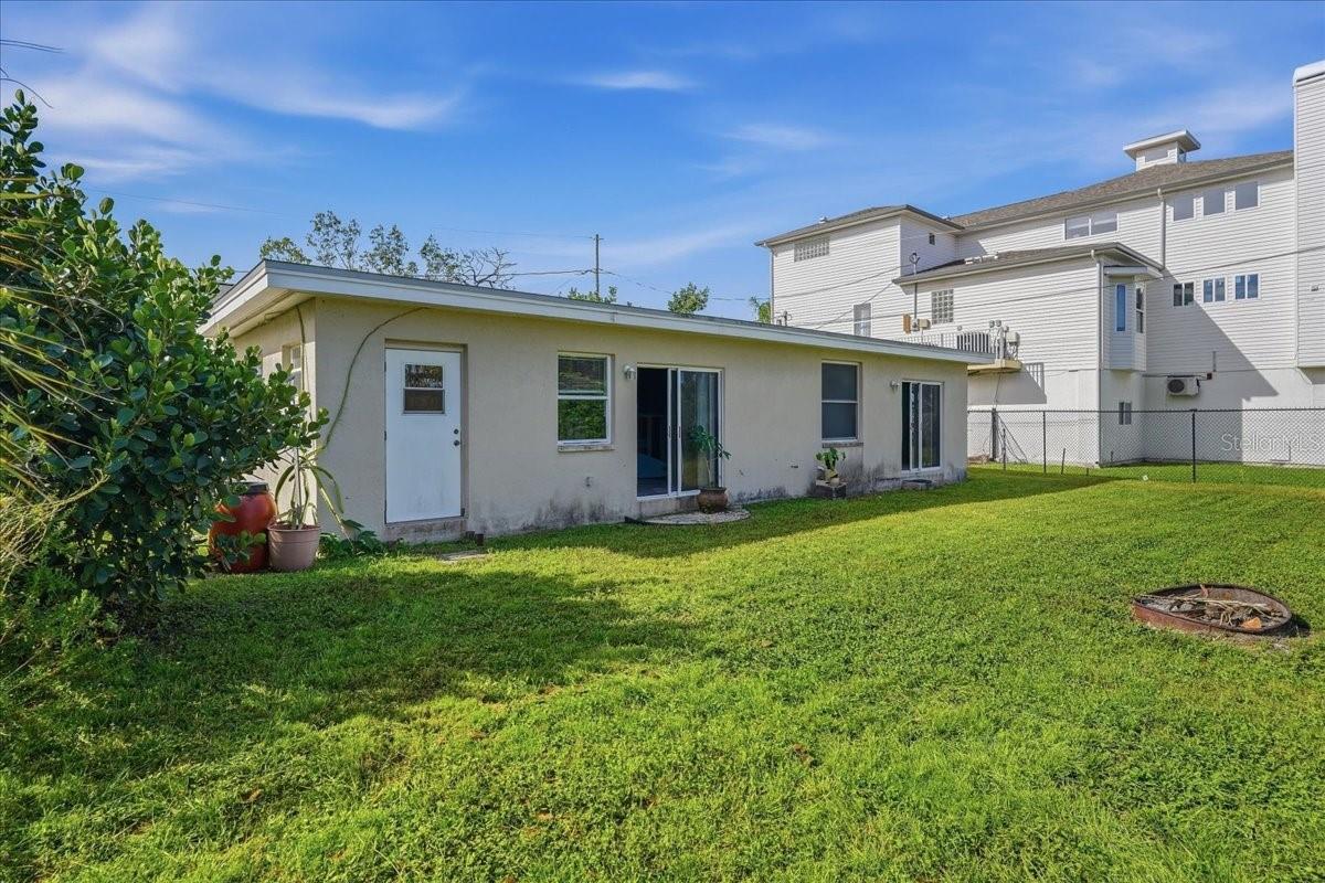 402 ORCHID LN — photo 20