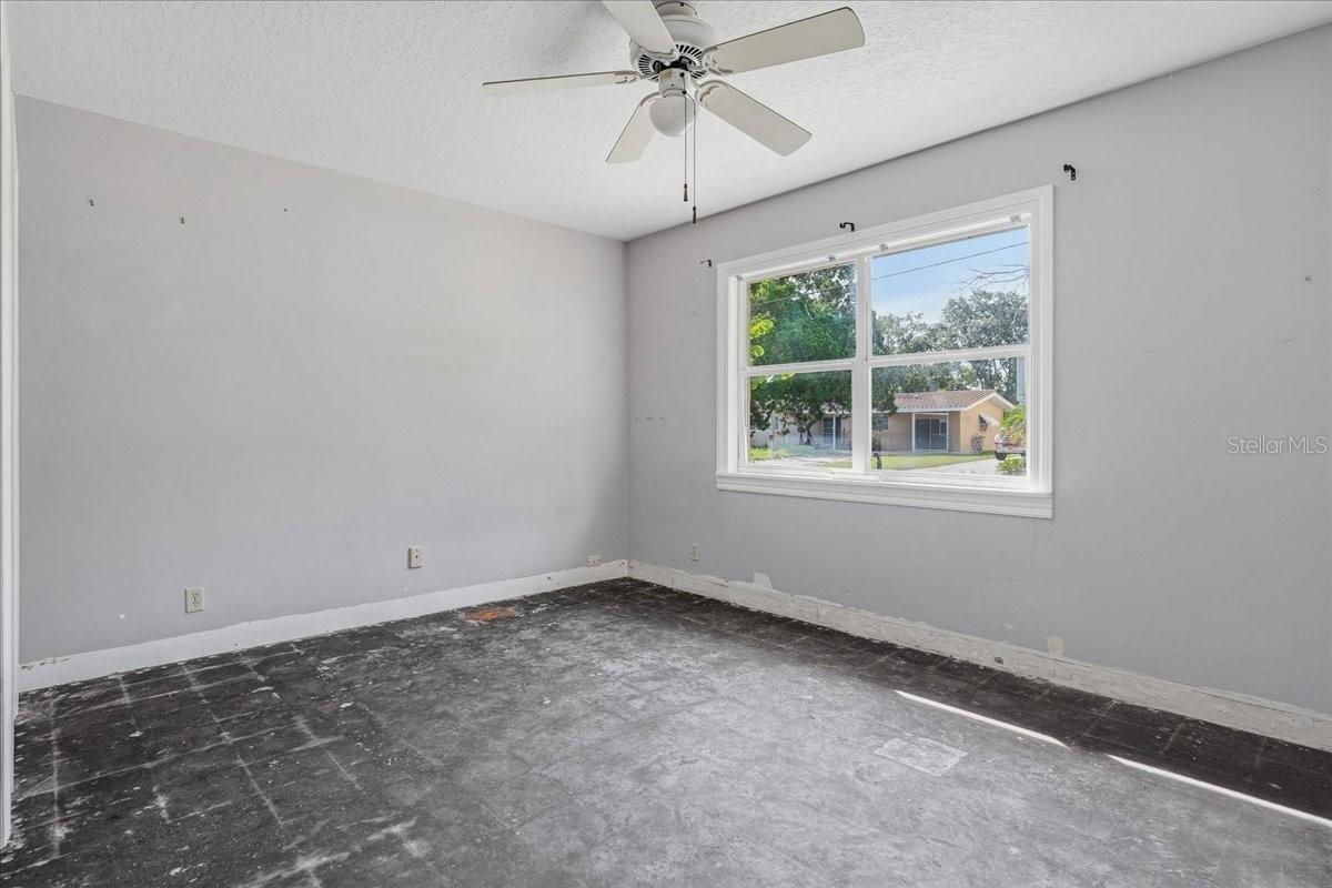 402 ORCHID LN — photo 16