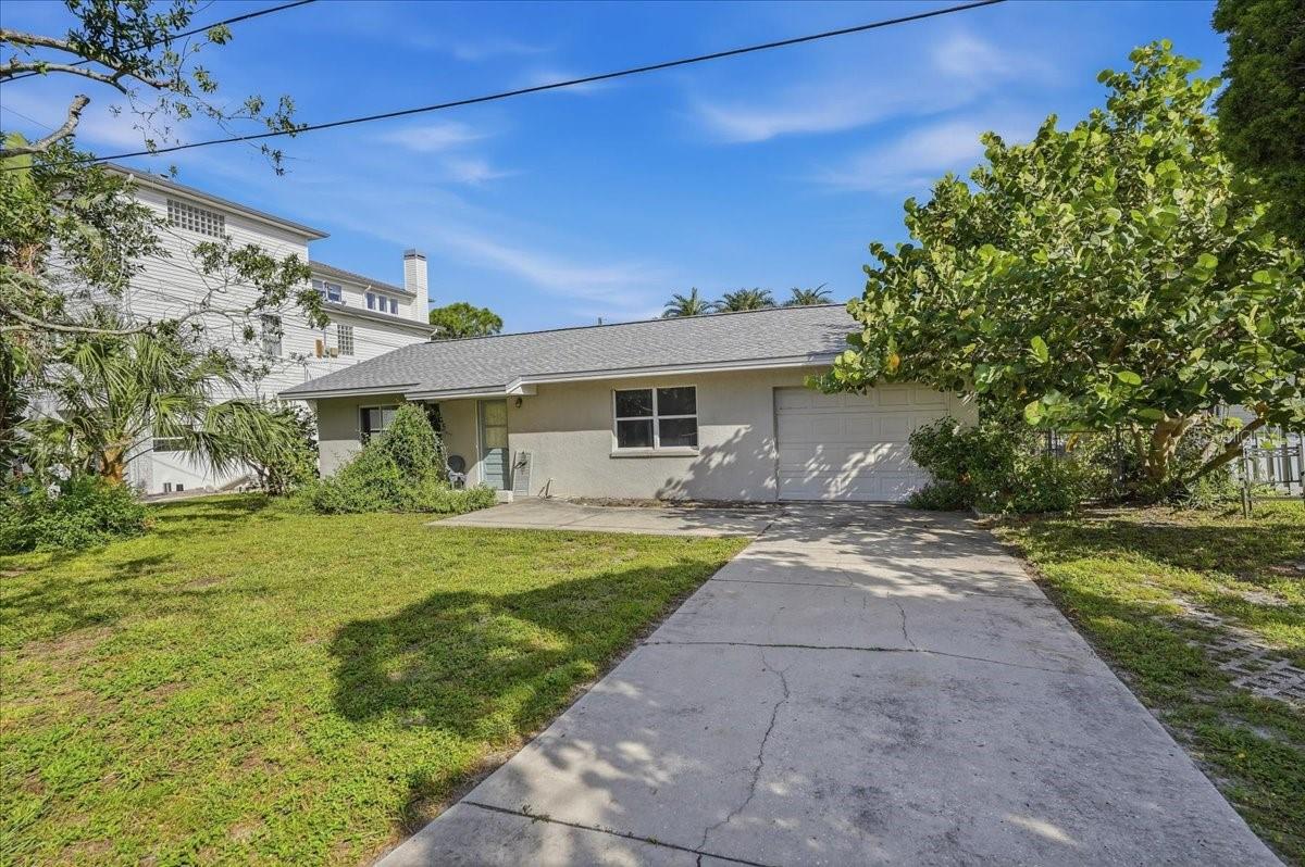 402 ORCHID LN — photo 34