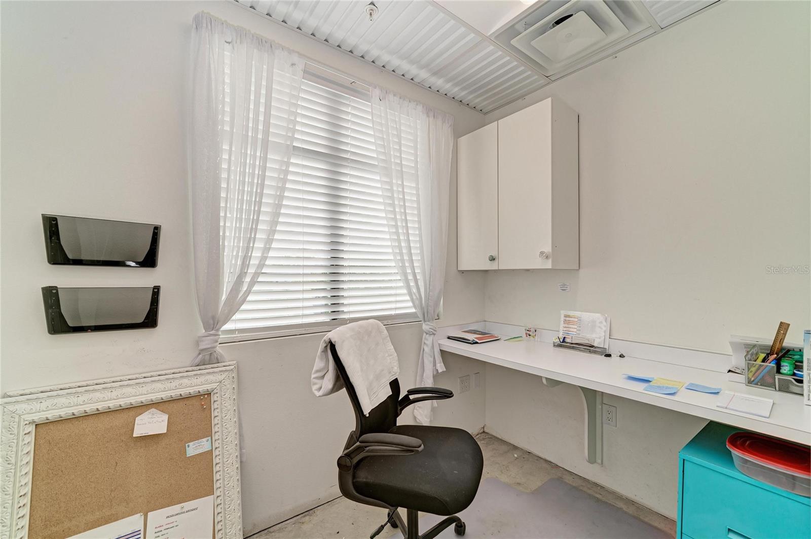 3004 AVENUE C — photo 32
