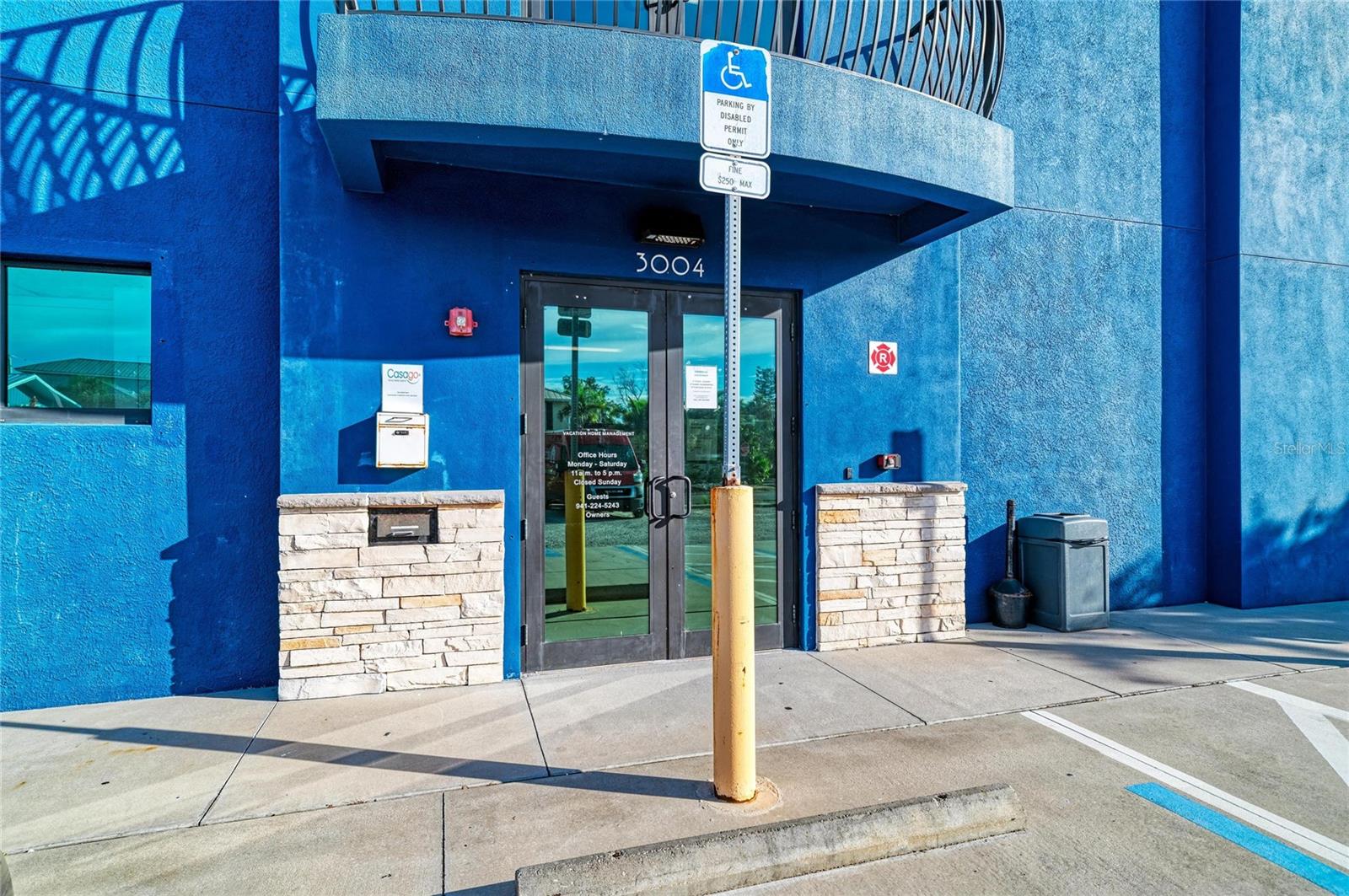 3004 AVENUE C — photo 9
