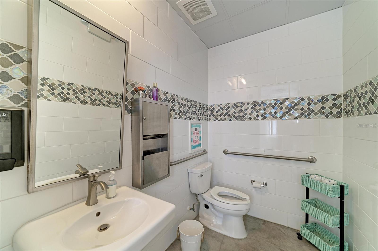 3004 AVENUE C — photo 18