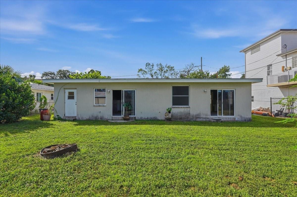 402 ORCHID LN — photo 17