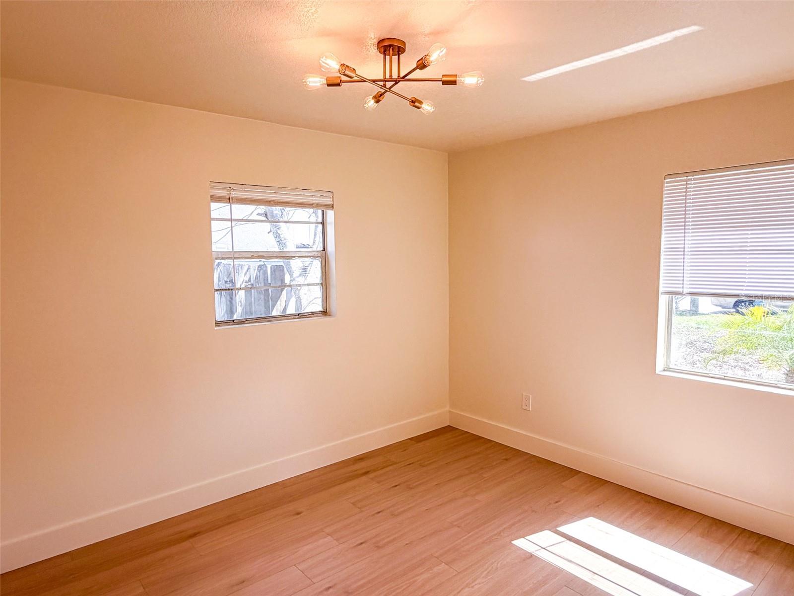 4211 W BAY VIEW AVE — photo 12