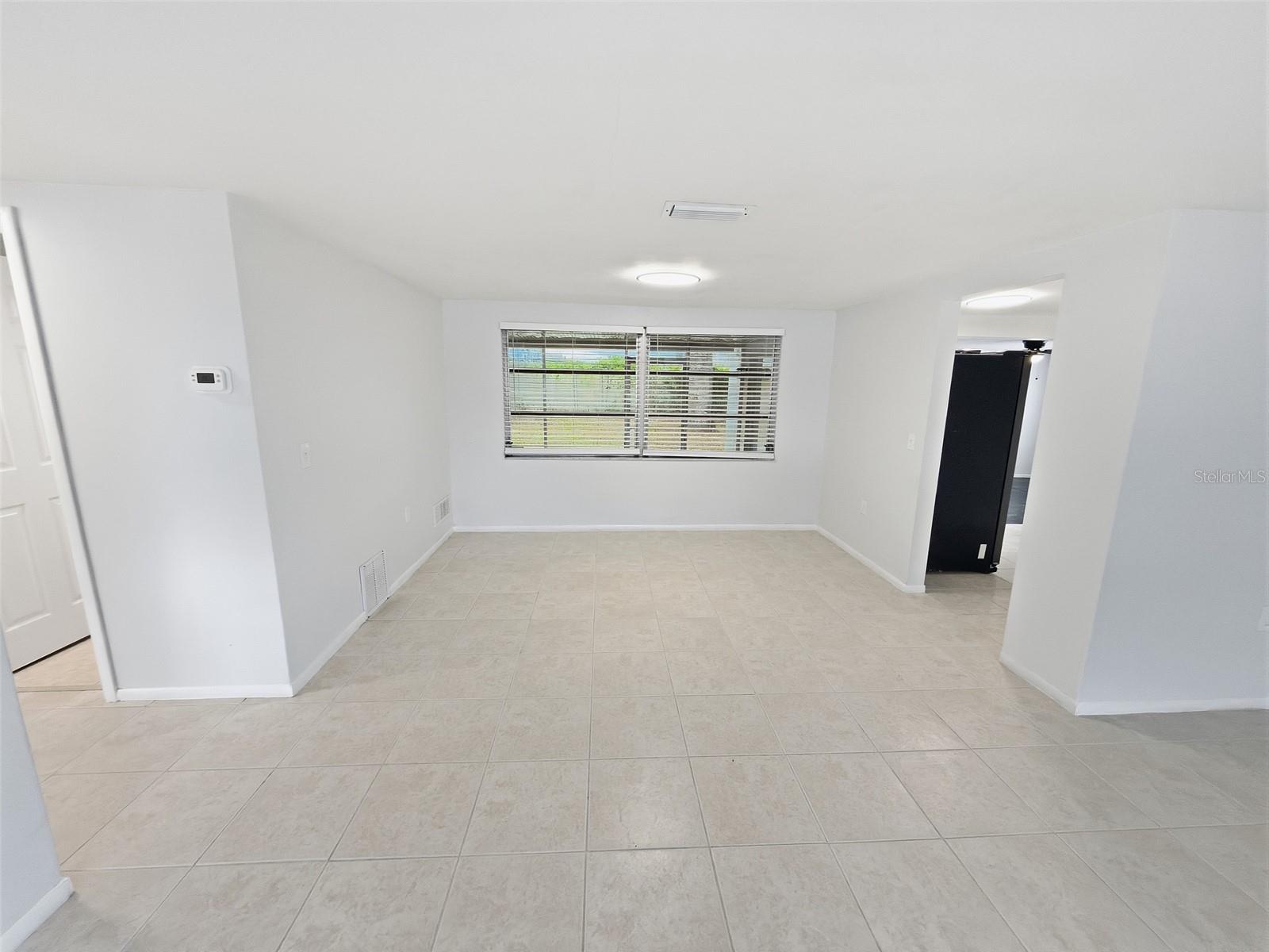 4208 CANTERBERRY DR — photo 7