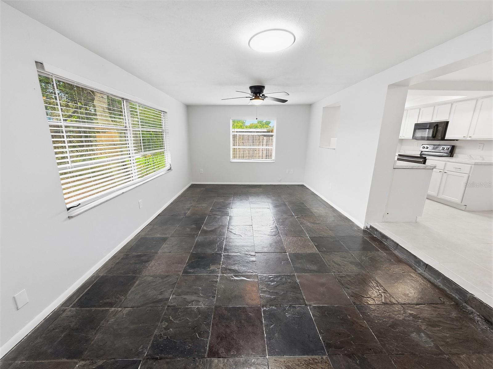 4208 CANTERBERRY DR — photo 23
