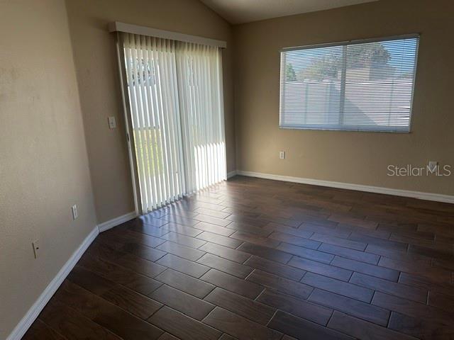 4403 COUNTRY HILLS BLVD — photo 18