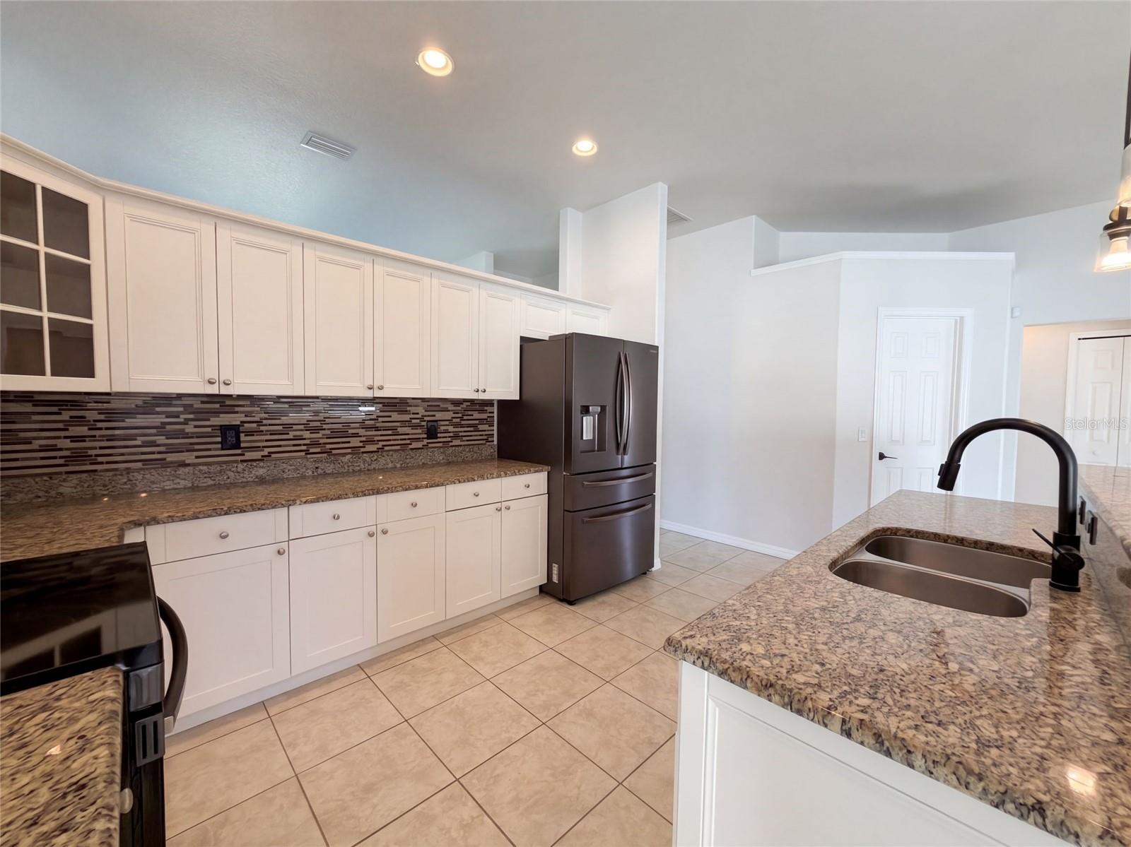 5491 S CRANBERRY BLVD — photo 8
