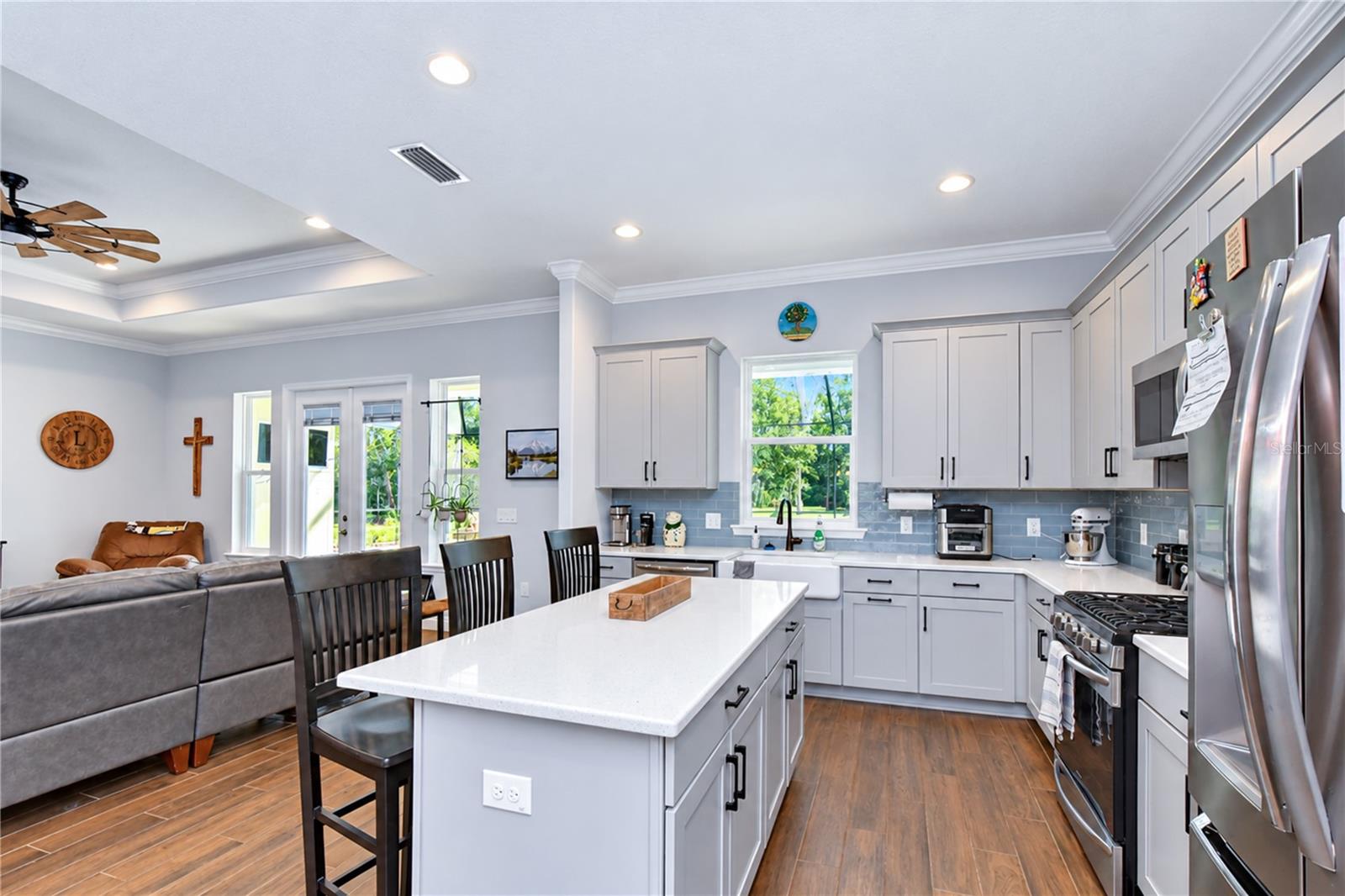 5746 FRONTIER DR — photo 11