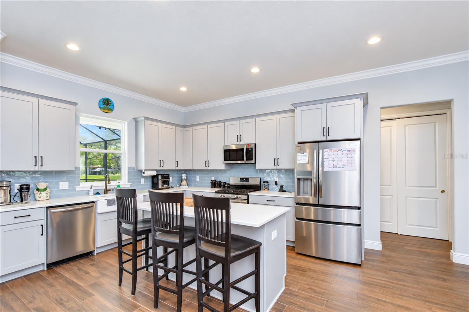 5746 FRONTIER DR — photo 10
