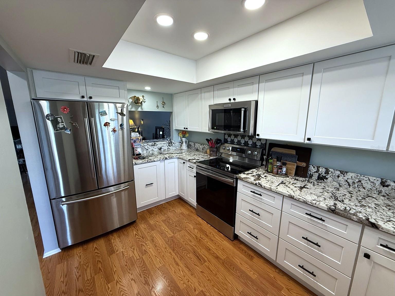 259 FENWICK DR #38 — photo 3