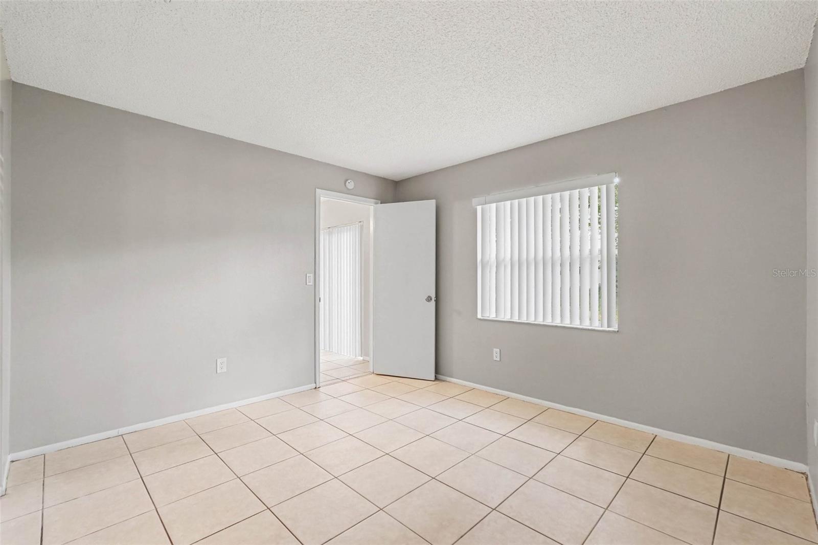 13904 FULLERTON DR — photo 10
