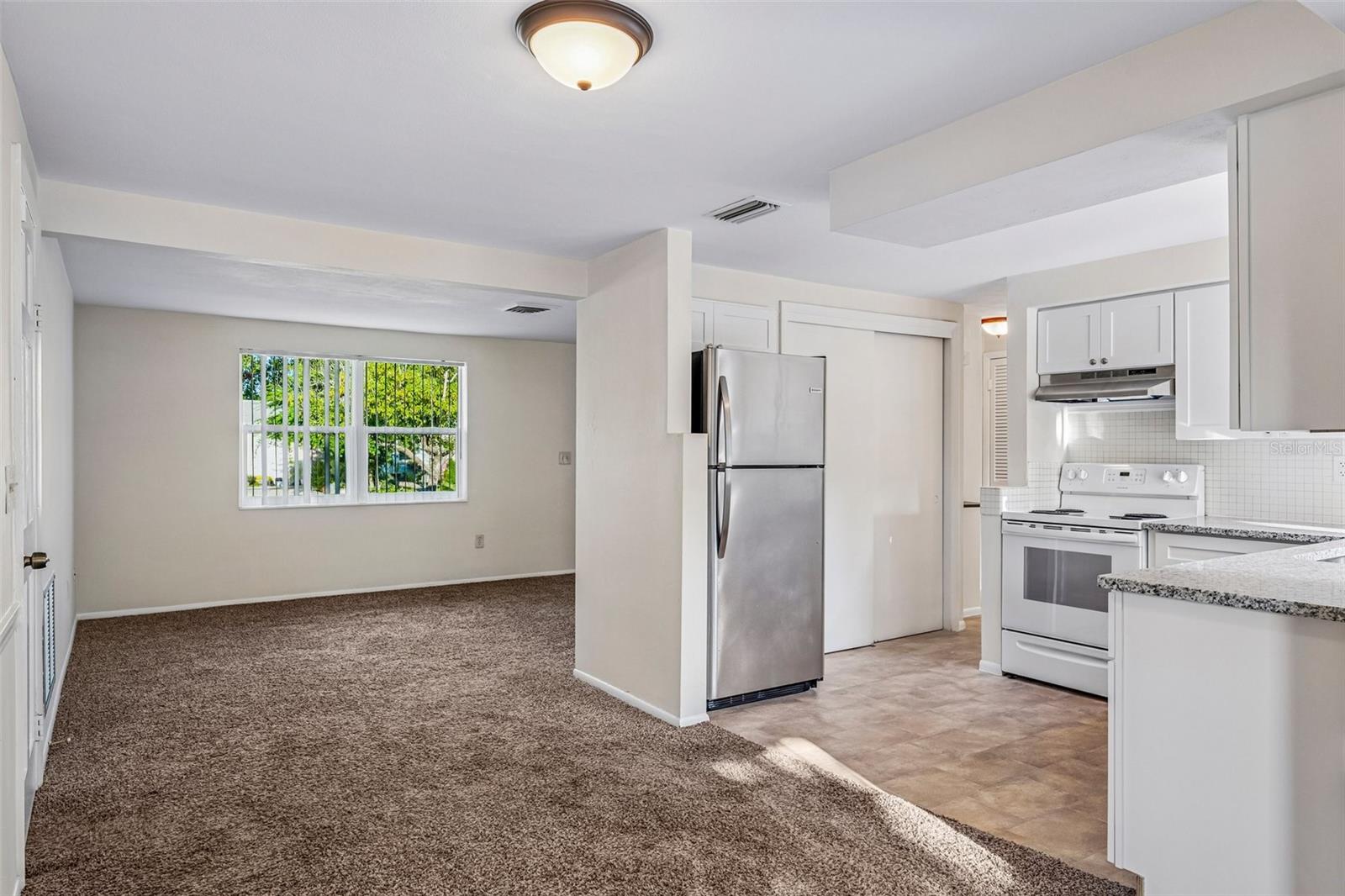 3350 WILTSHIRE DR — photo 24