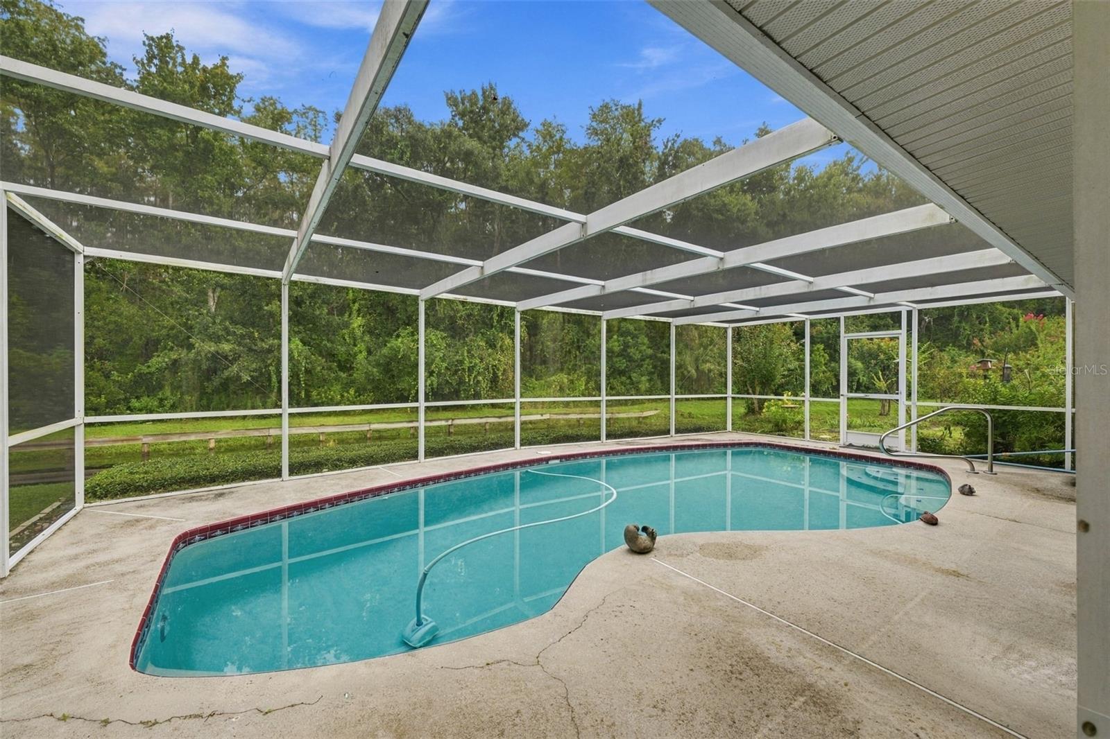 8657 CYPRESS LAKES BLVD — photo 32