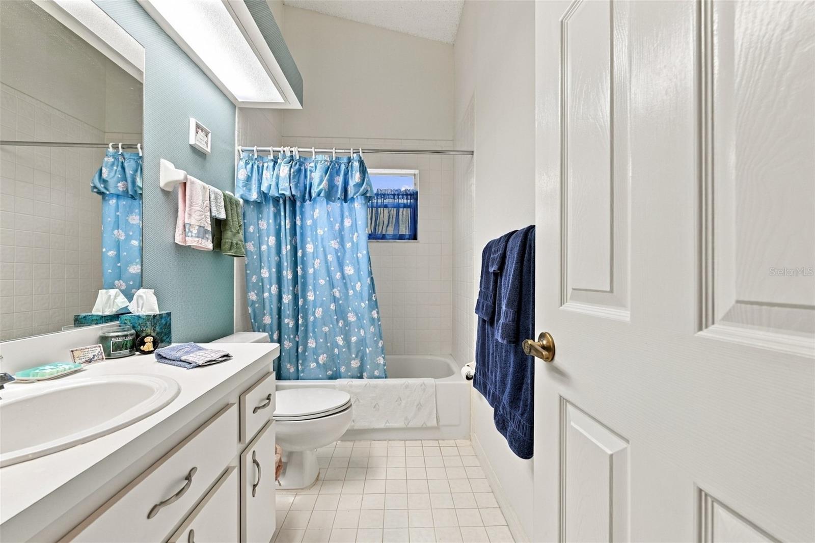 8657 CYPRESS LAKES BLVD — photo 19