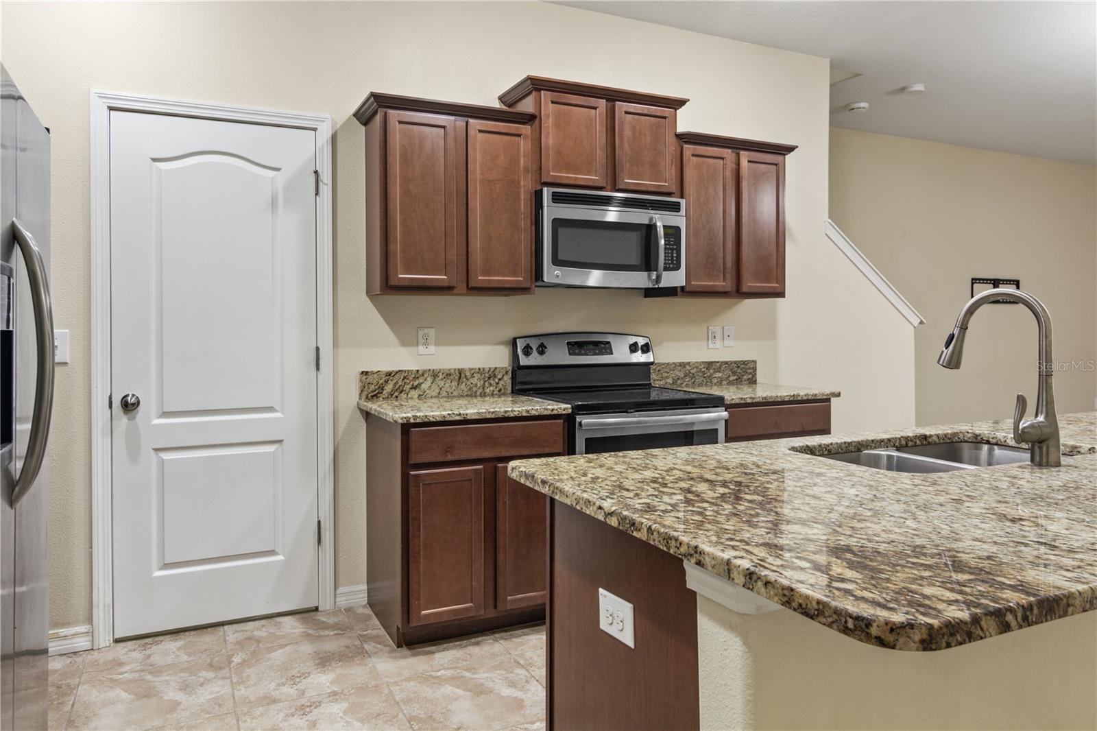 2011 HAWKS VIEW DR — photo 11