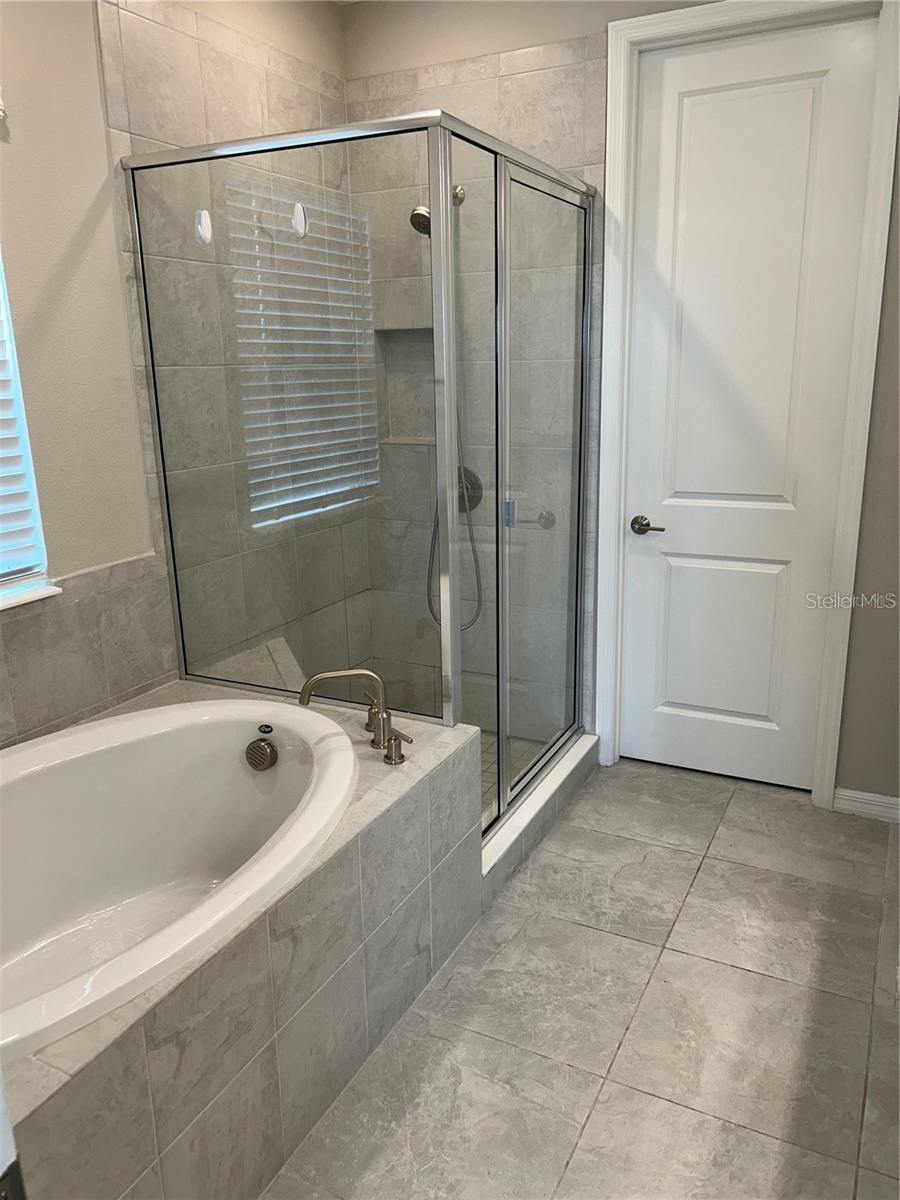 9024 TEQUILA SUNRISE DR — photo 9