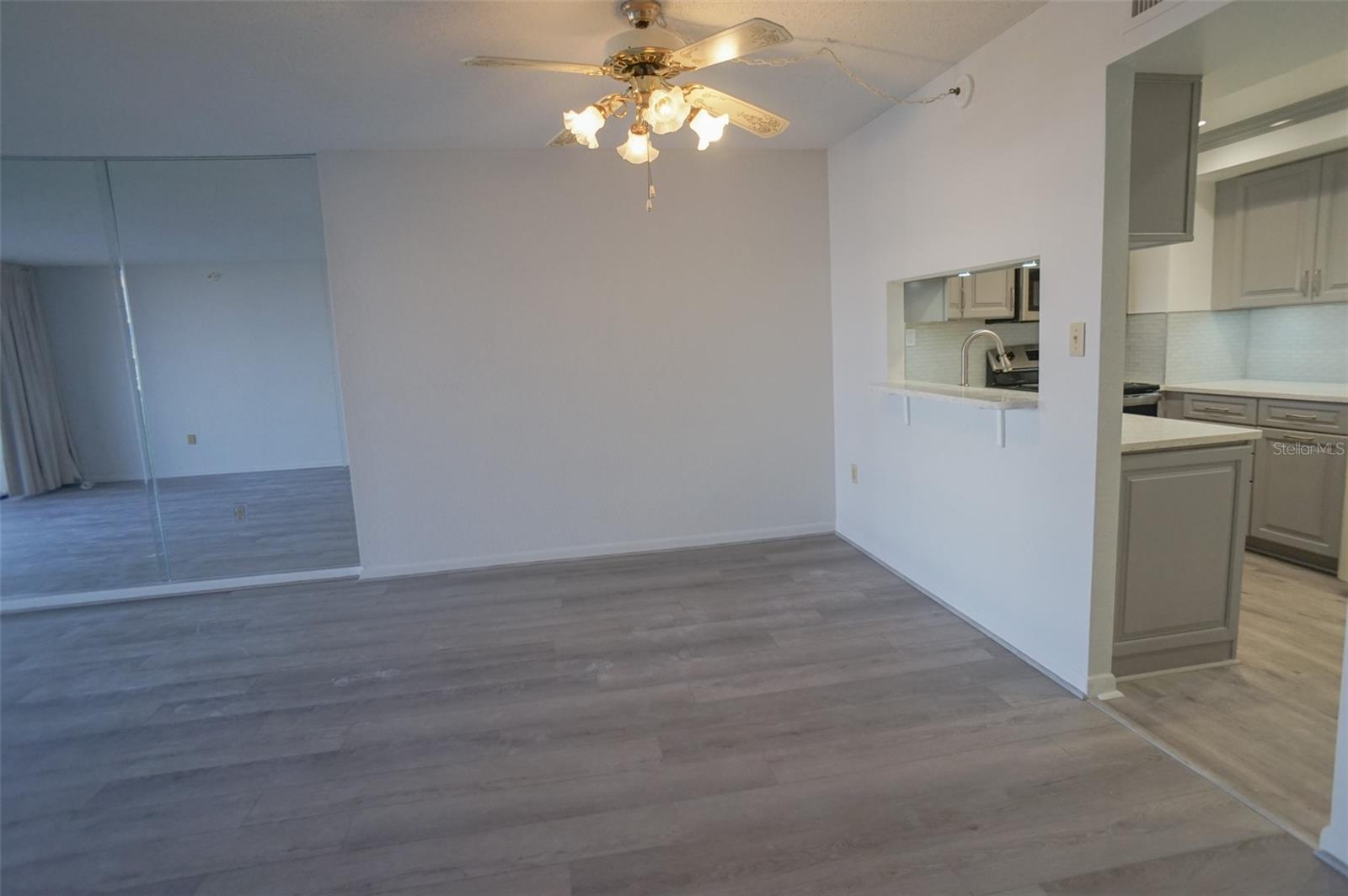 400 ISLAND WAY #308 — photo 8