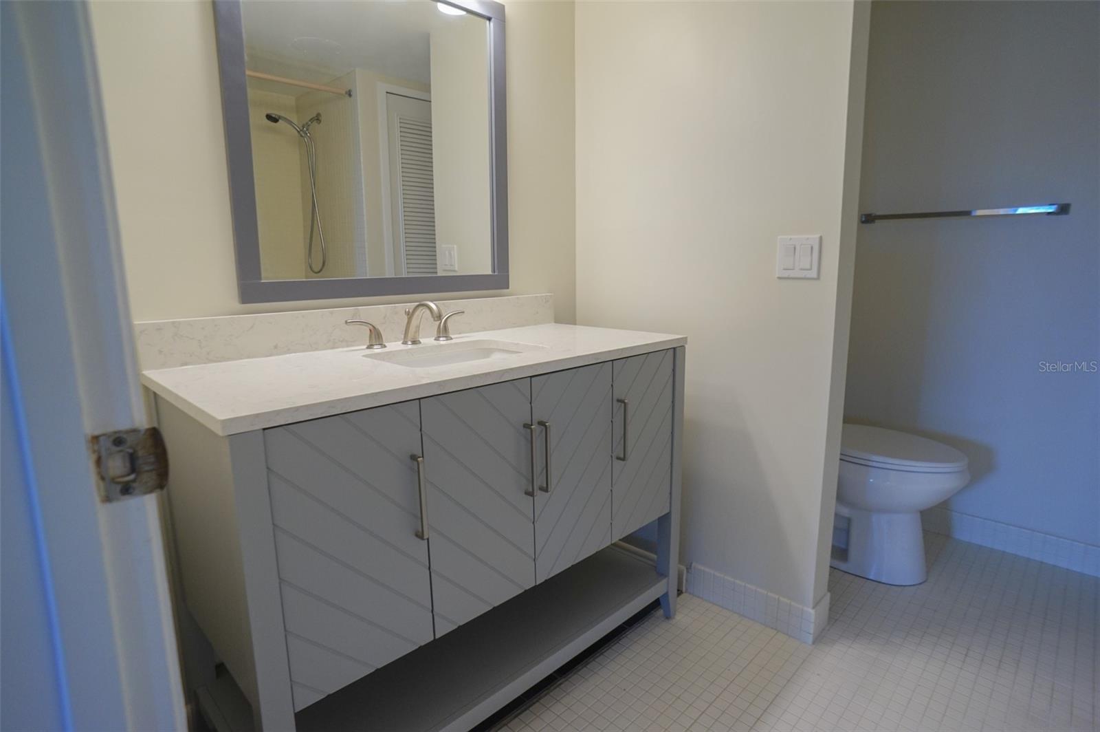 400 ISLAND WAY #308 — photo 16