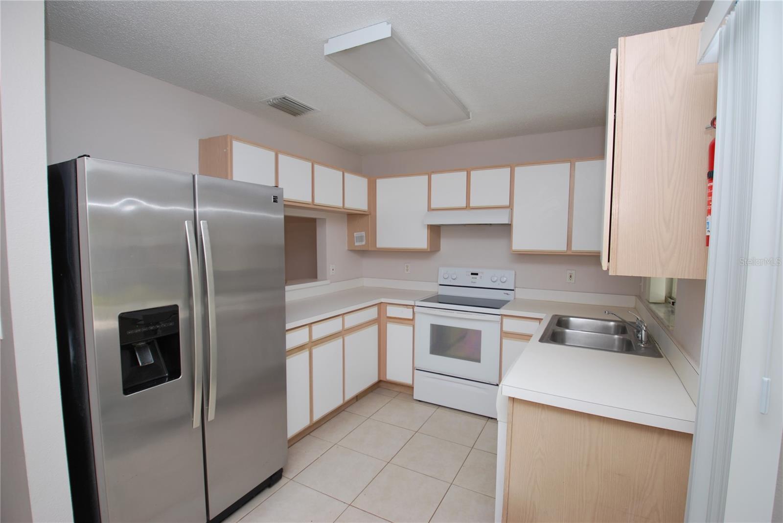 2027 FLUORSHIRE DR — photo 5