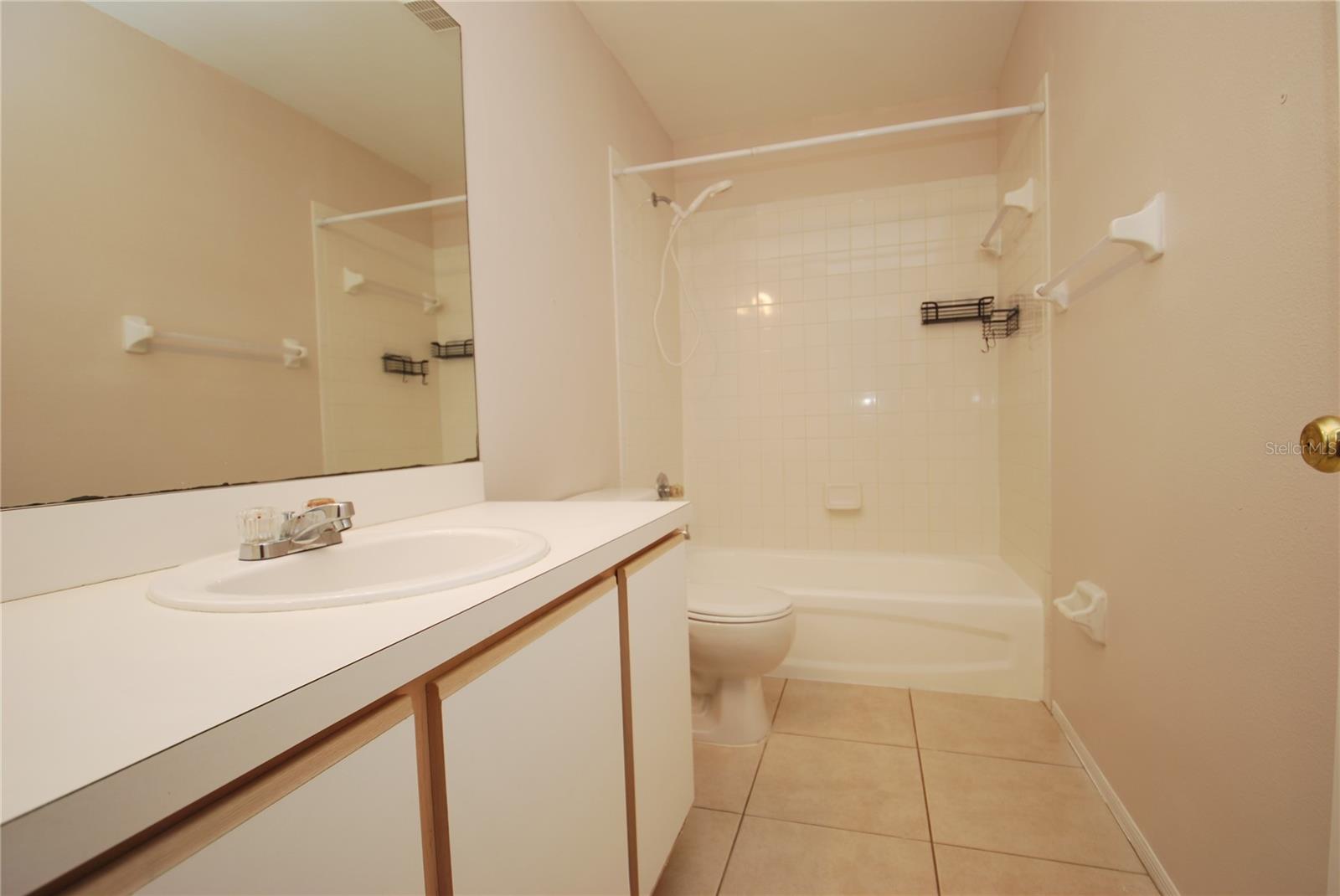 2027 FLUORSHIRE DR — photo 14