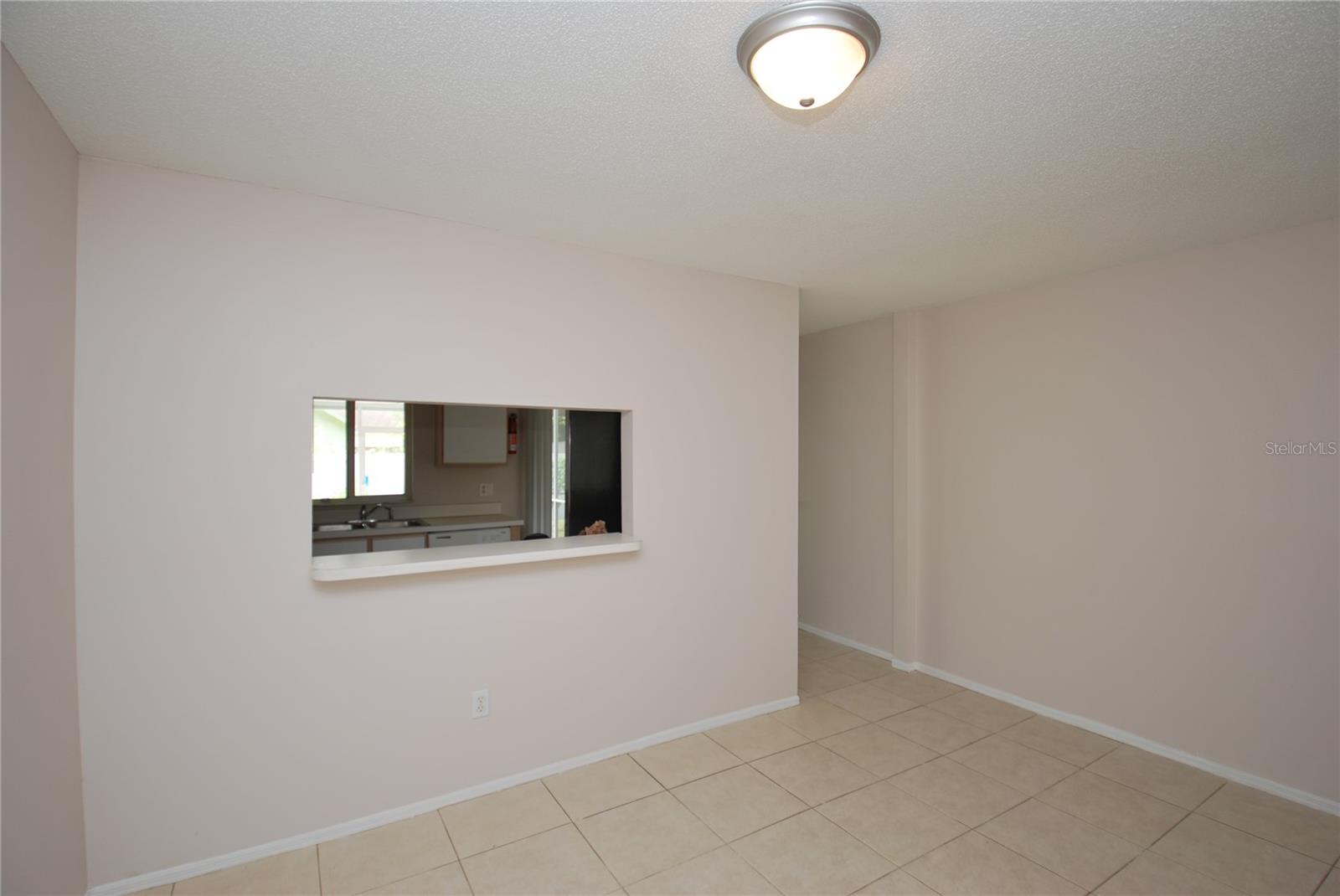 2027 FLUORSHIRE DR — photo 4