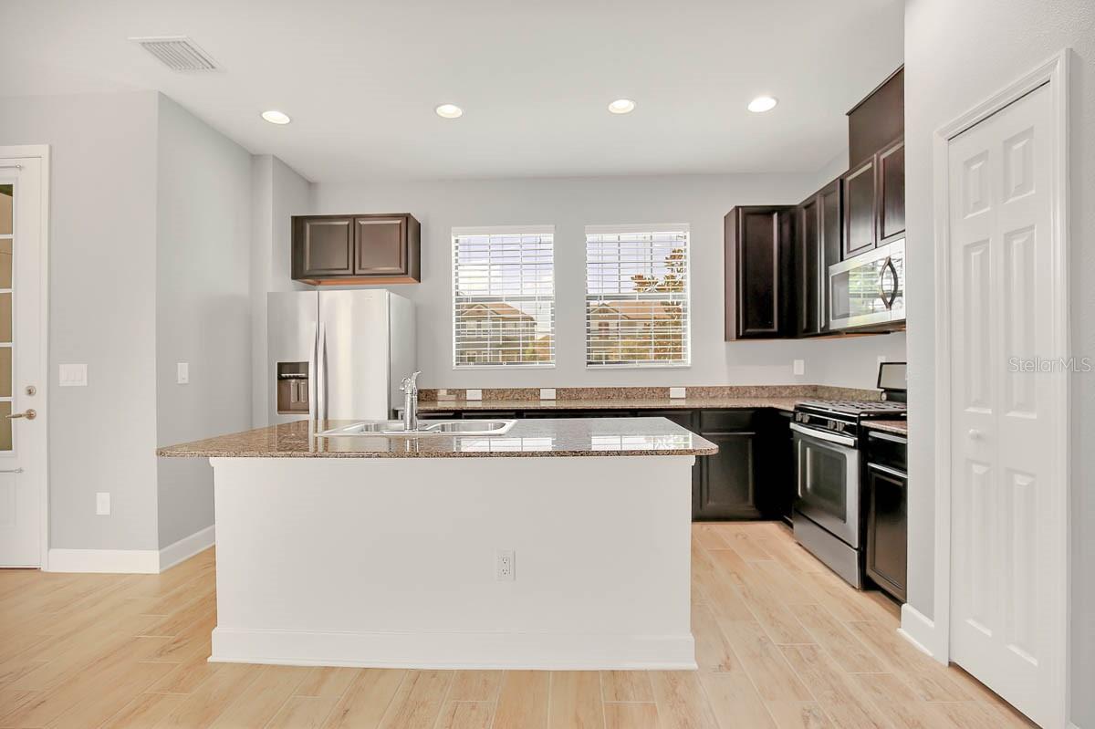 5808 CIRCA FISHHAWK BLVD — photo 6