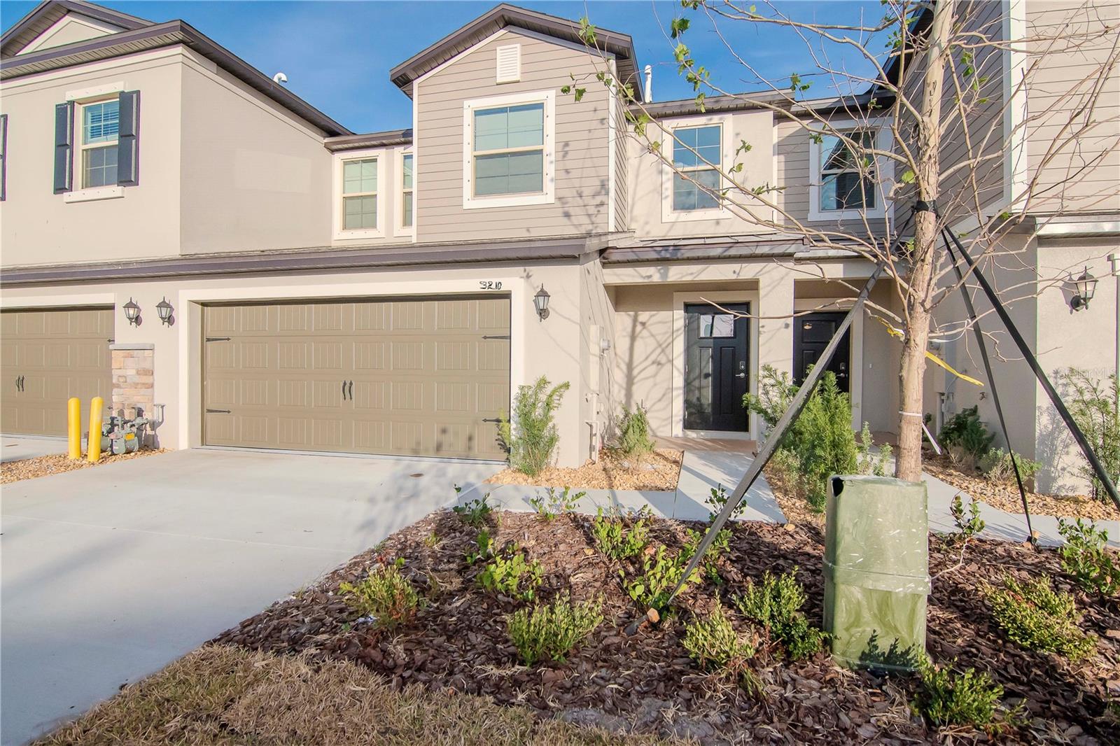 3210 BRYANT PARK DR — photo 3