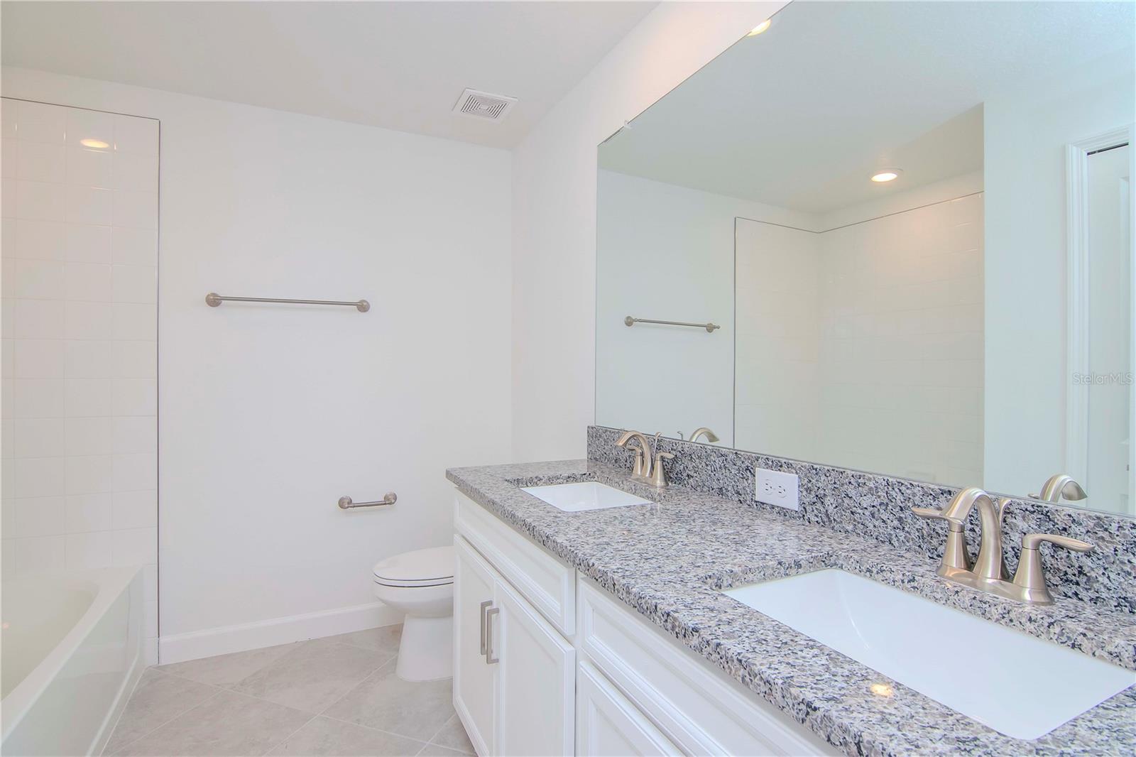 3210 BRYANT PARK DR — photo 31