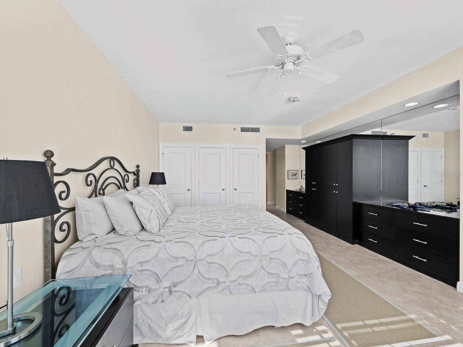 455 LONGBOAT CLUB RD #402 — photo 20