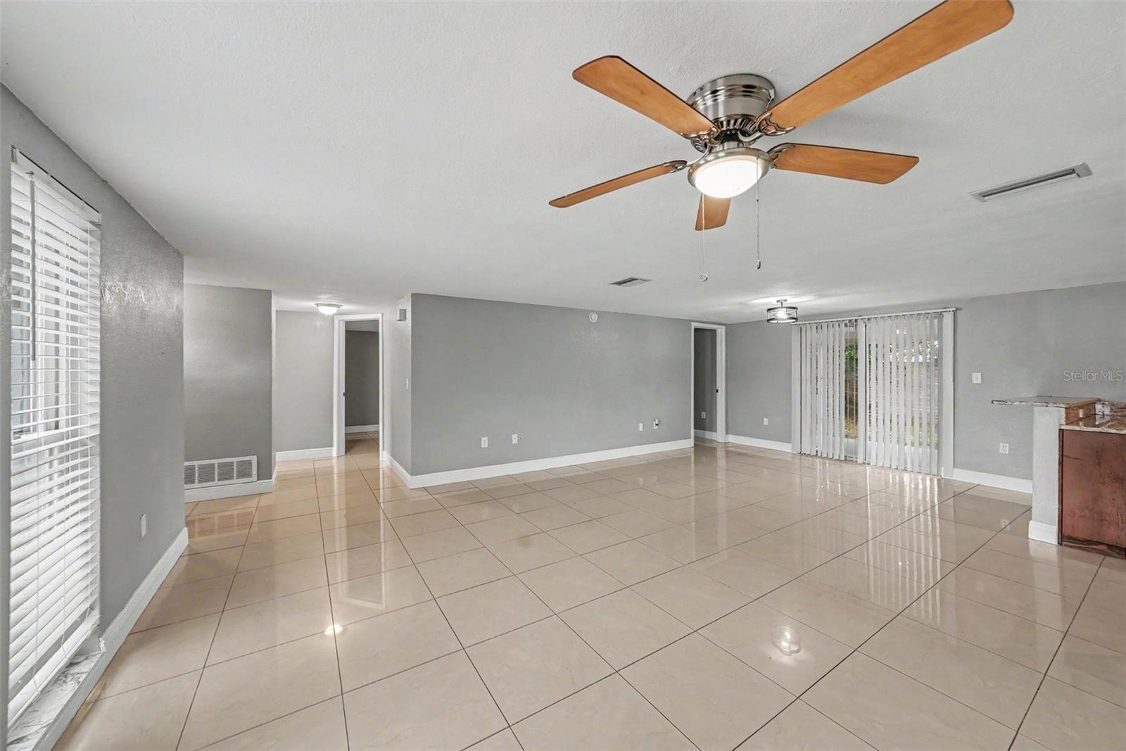 7820 BIRCHWOOD DR — photo 4