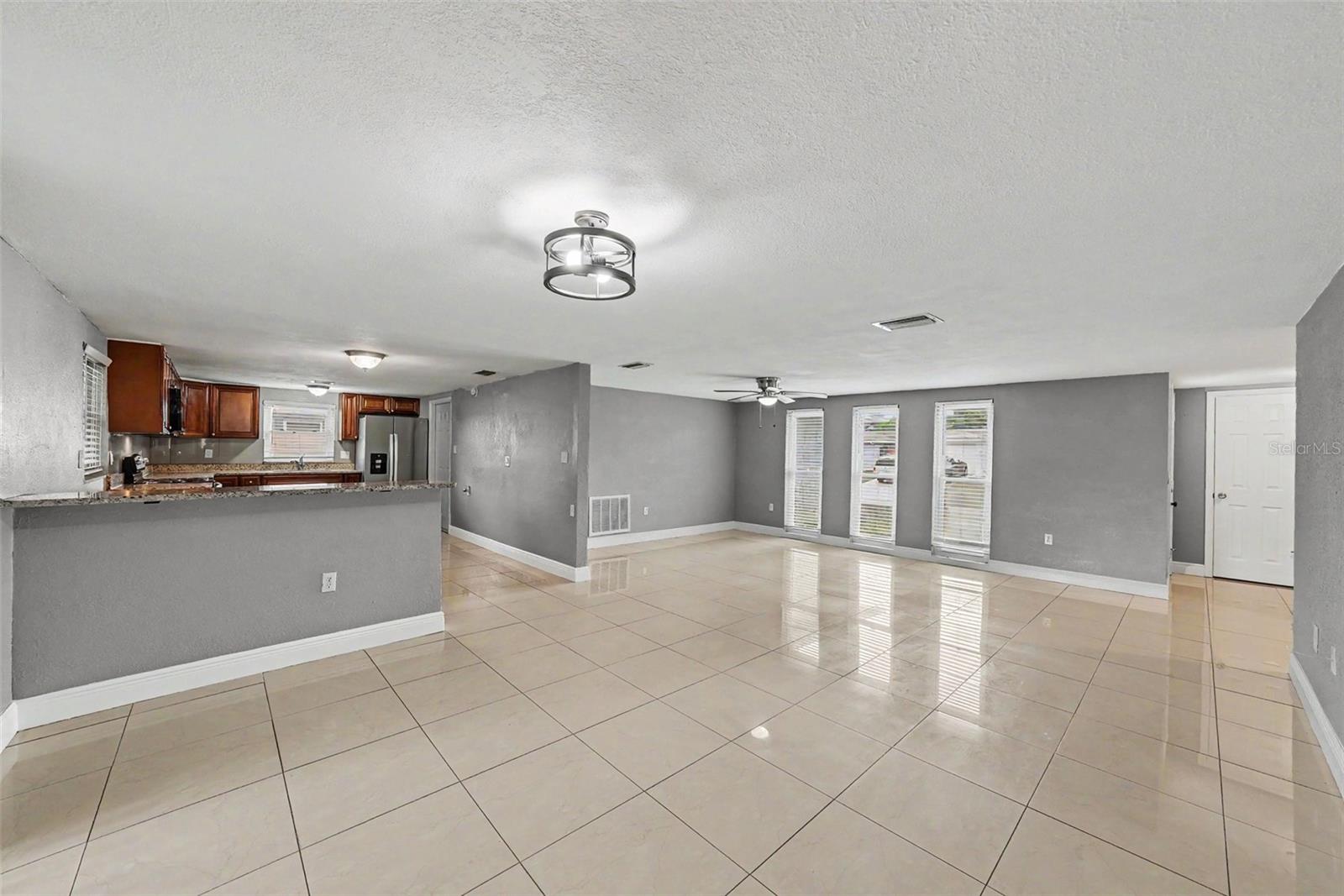 7820 BIRCHWOOD DR — photo 3