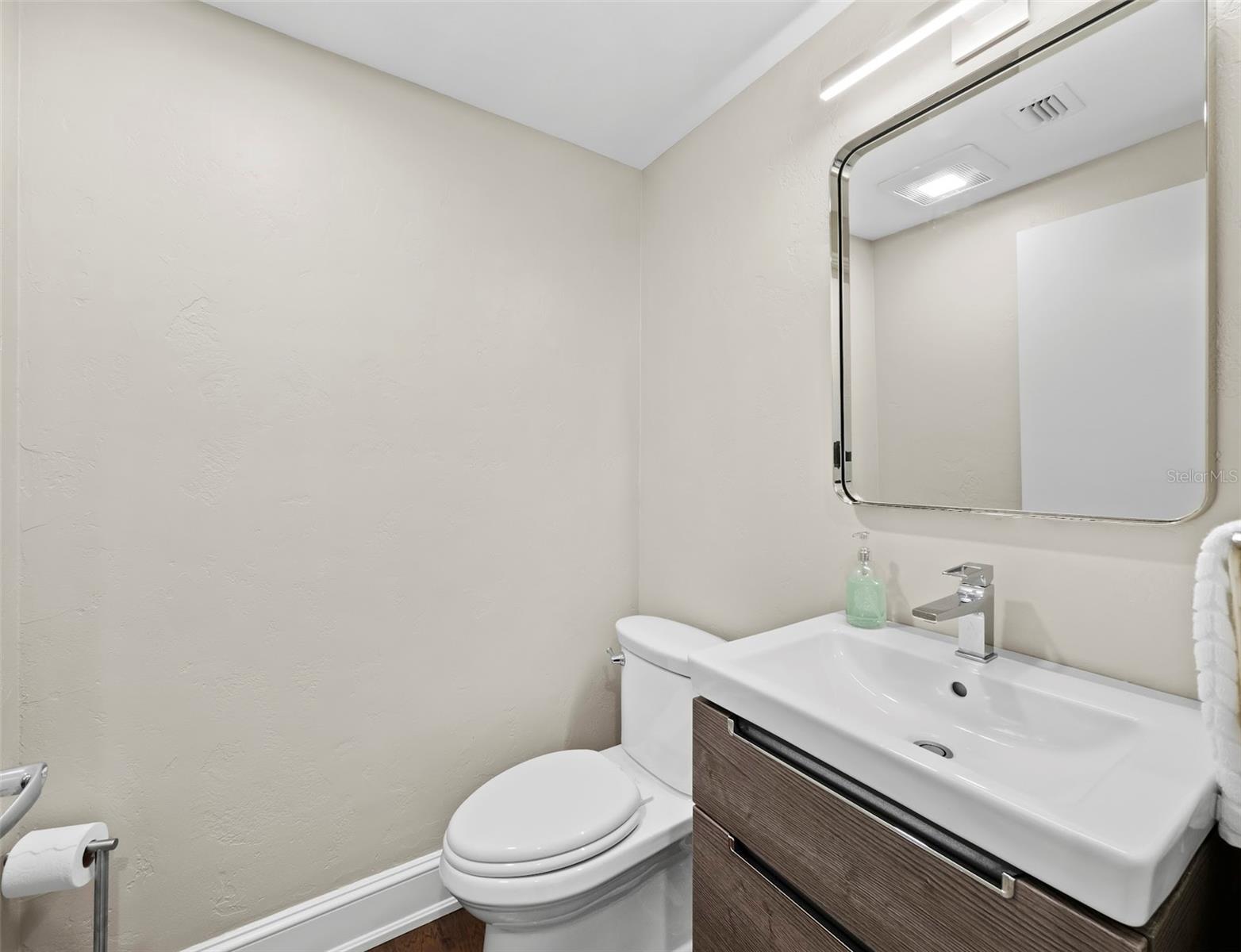 3060 GRAND BAY BLVD #124 — photo 31