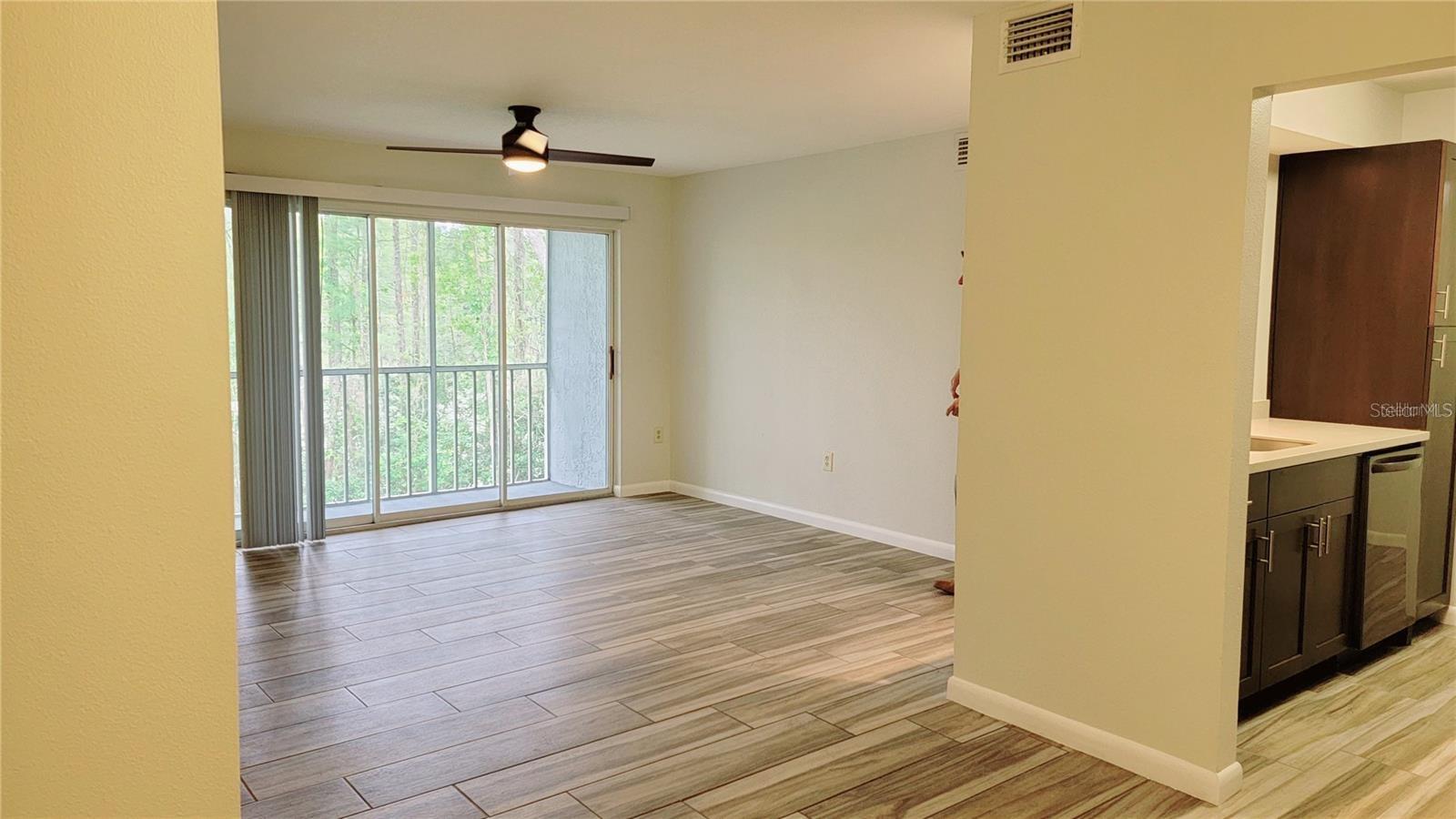 12135 FOX CHASE DR #H2 — photo 3